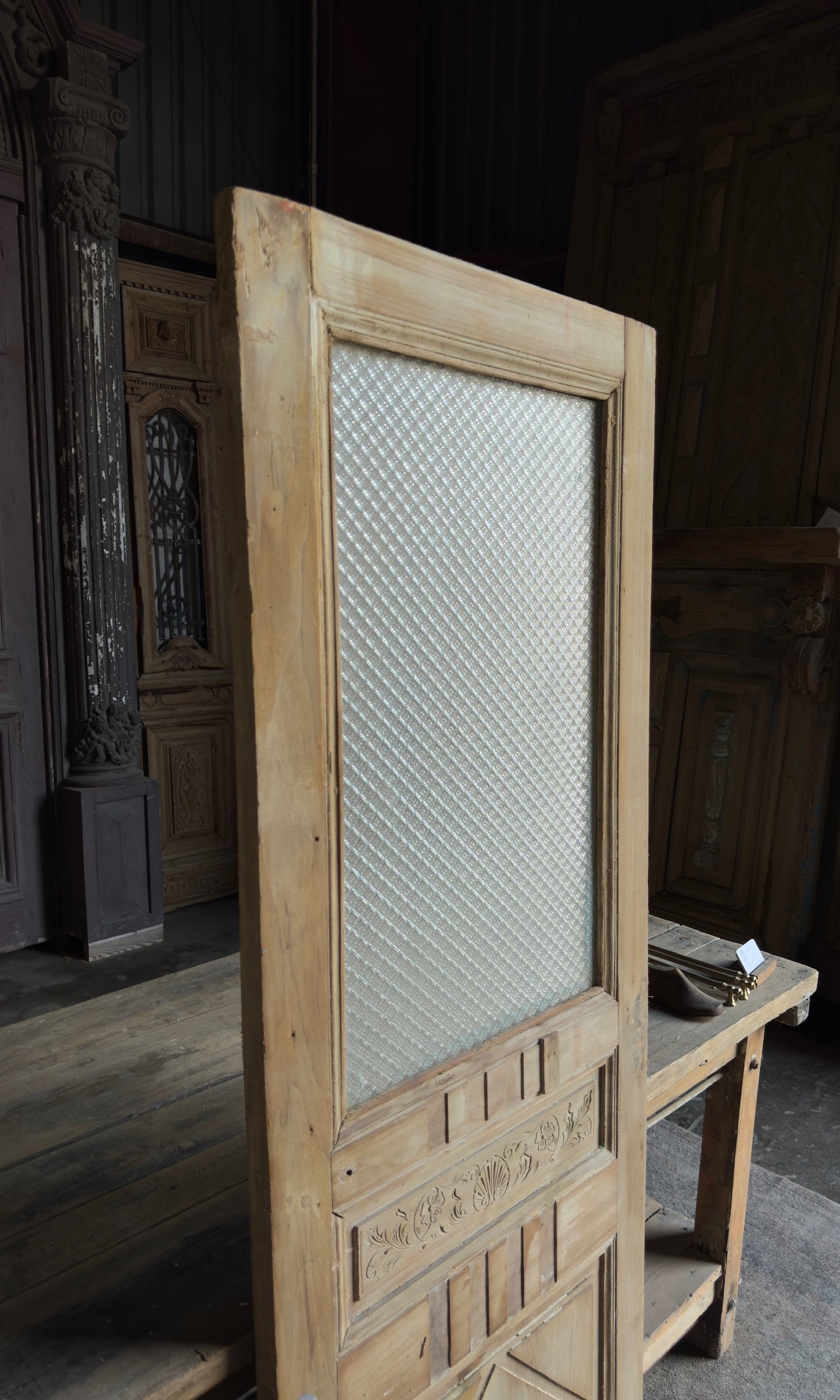 Carved Antique Glass Single Door - 25.25x72.5 - L157