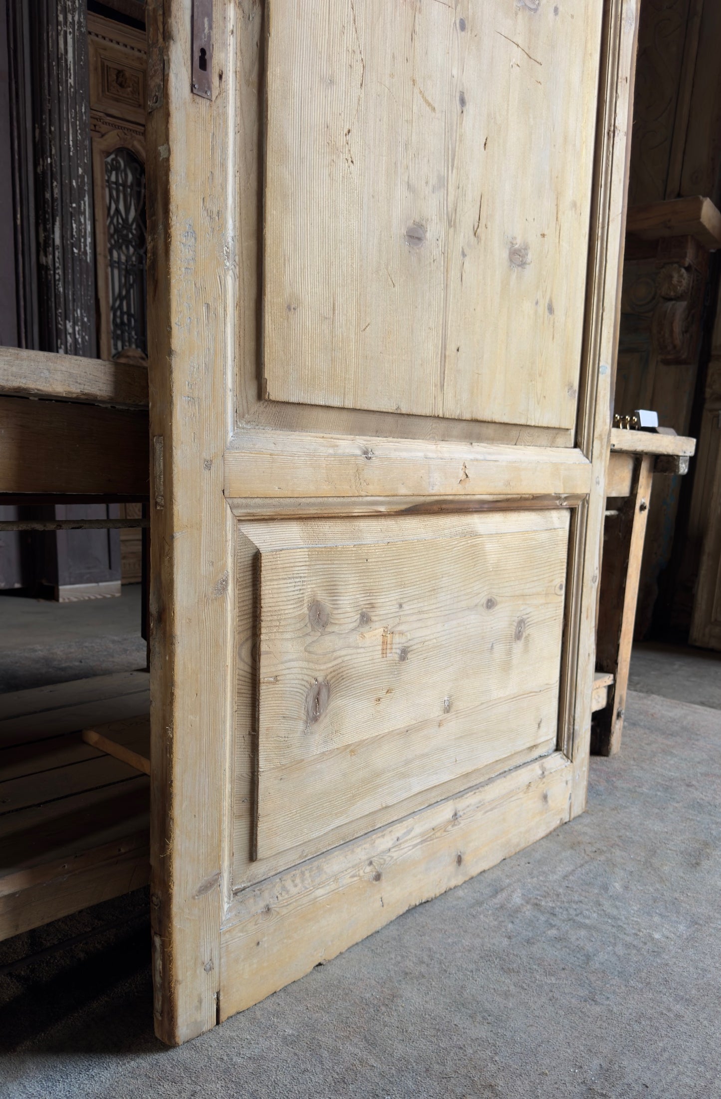 3 Panel Single Solid Antique Door - 40.25x93.5 - L180