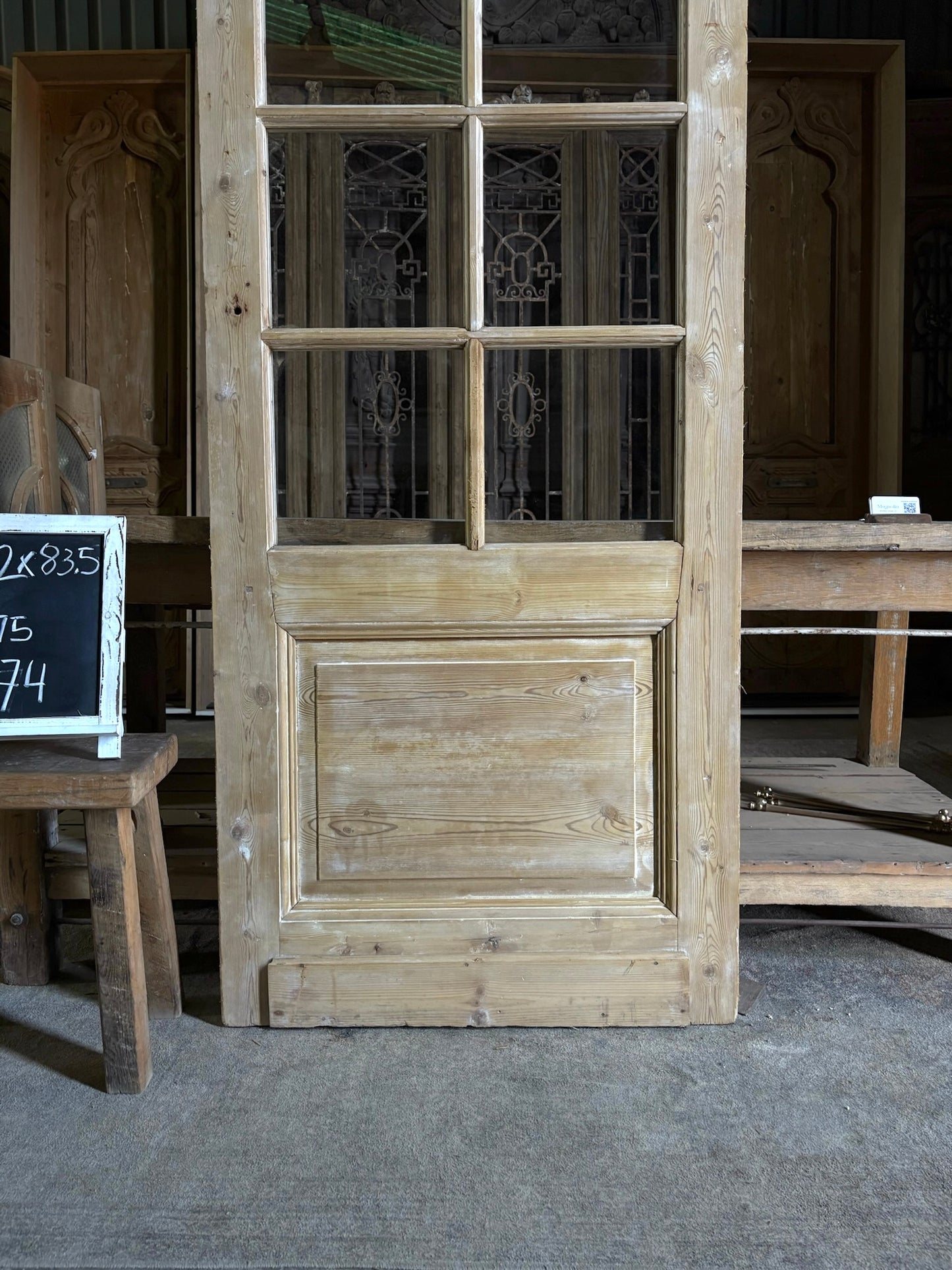 8 Lite Antique Glass Single Door - 32x83.5 - L74