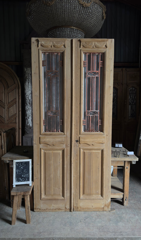 Mediterranean Antique Iron French Doors - 43.5x95.5 - L303