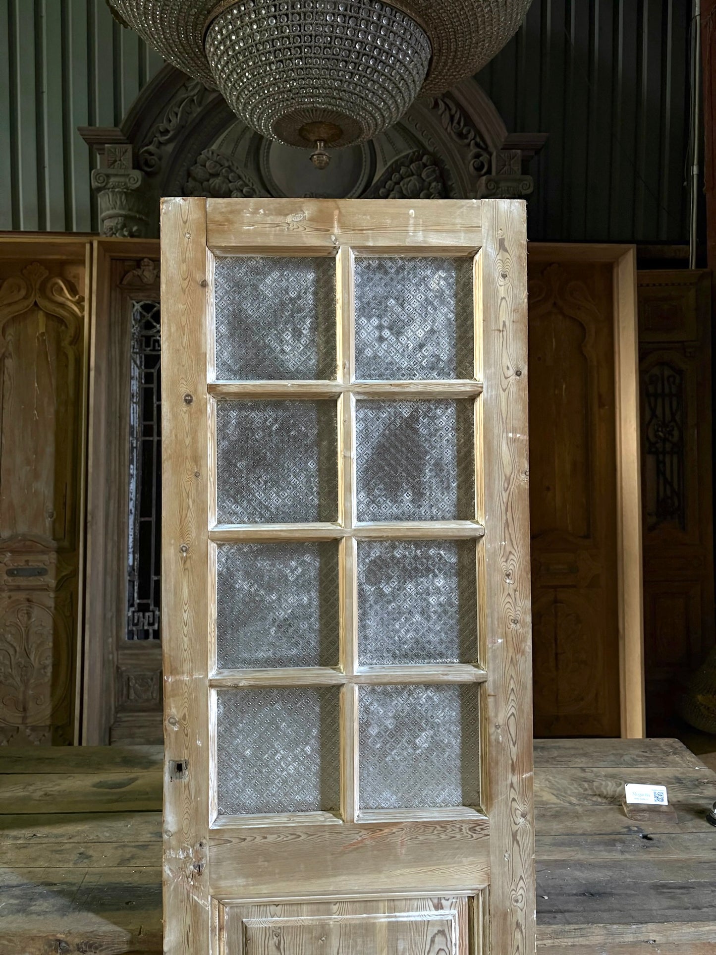 8 Lite Antique Glass Single Door - 25.5x82 - L68