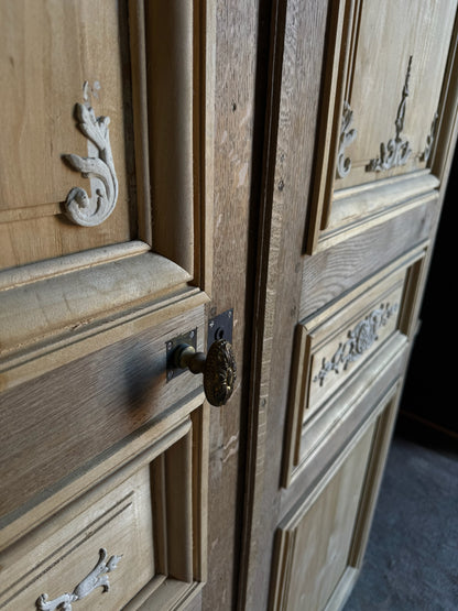 French Chateau Ornate Antique Double Doors - 55.5x106 - L268