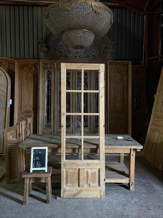 8 Lite Antique Glass Single Door - 27.5x83 - L76