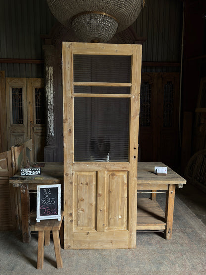 Single Antique Glass Door -32x88.5 J562