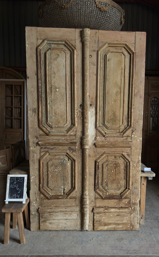 Grand Entry Antique Solid French Doors 59.25x104 - L194
