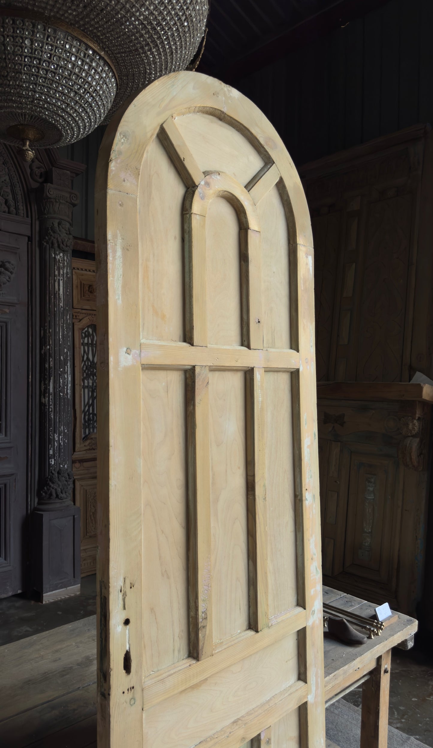 Arched Panel Antique Solid Single Door - 28.5x94.5 - L148