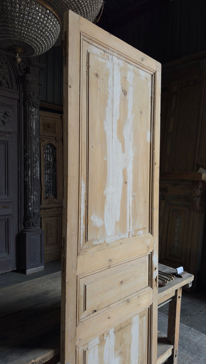 3 Panel Single Solid Antique Door - 30x93.25 - L190
