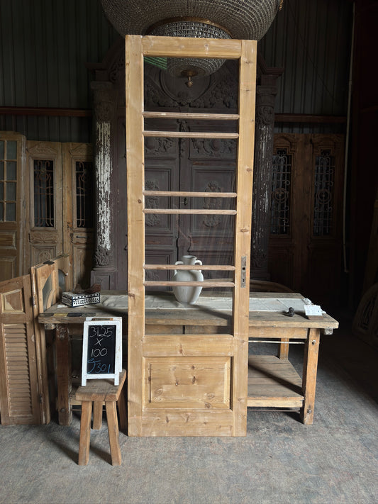 7 Lite Antique Glass Single Door - 31.25x100 J301