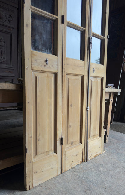 Tri-Fold Antique Glass Doors - 39.75x98 - L429