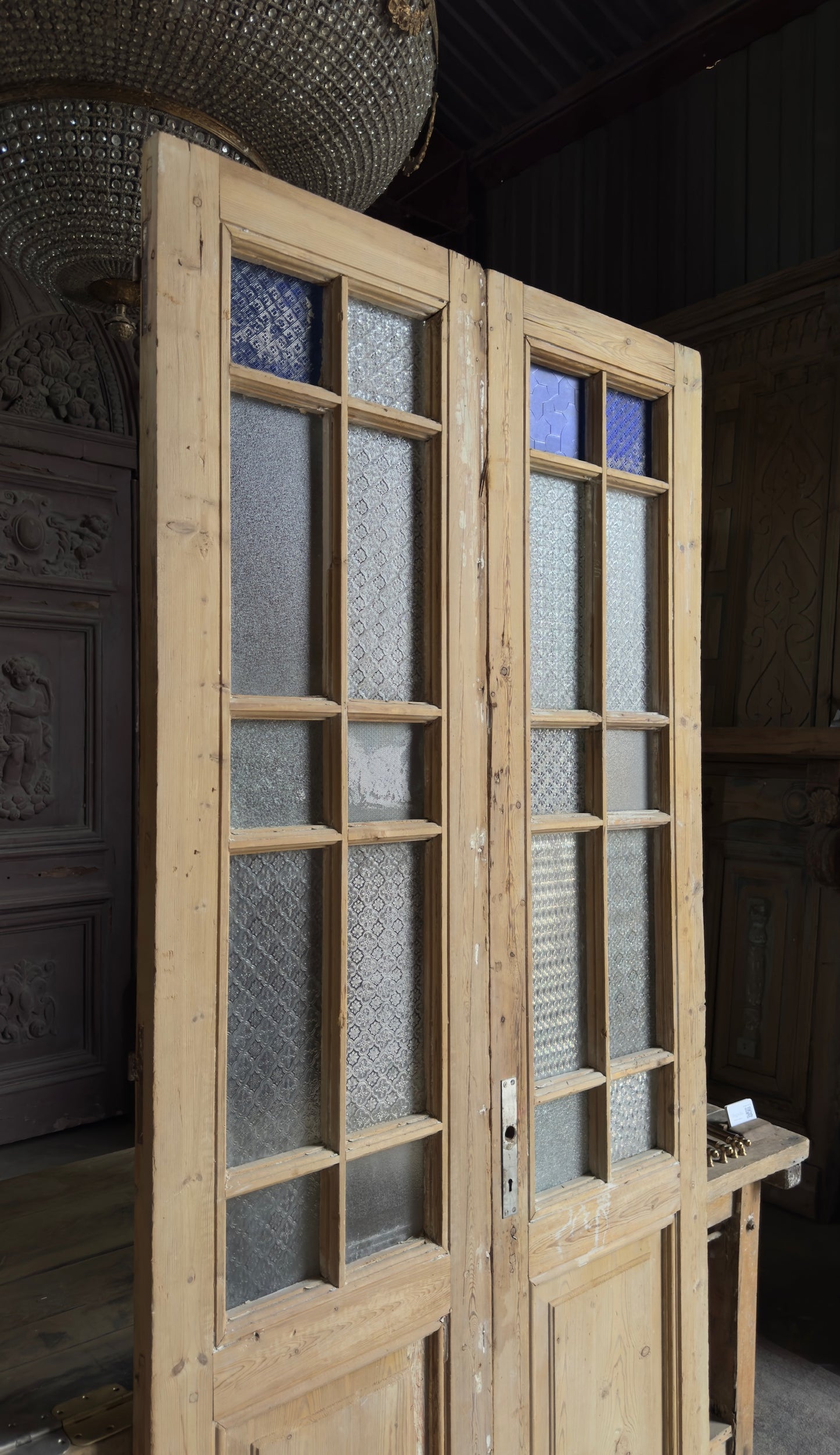 Antique Obscured Glass 16 Lite French Doors - 42.5x92 - L548
