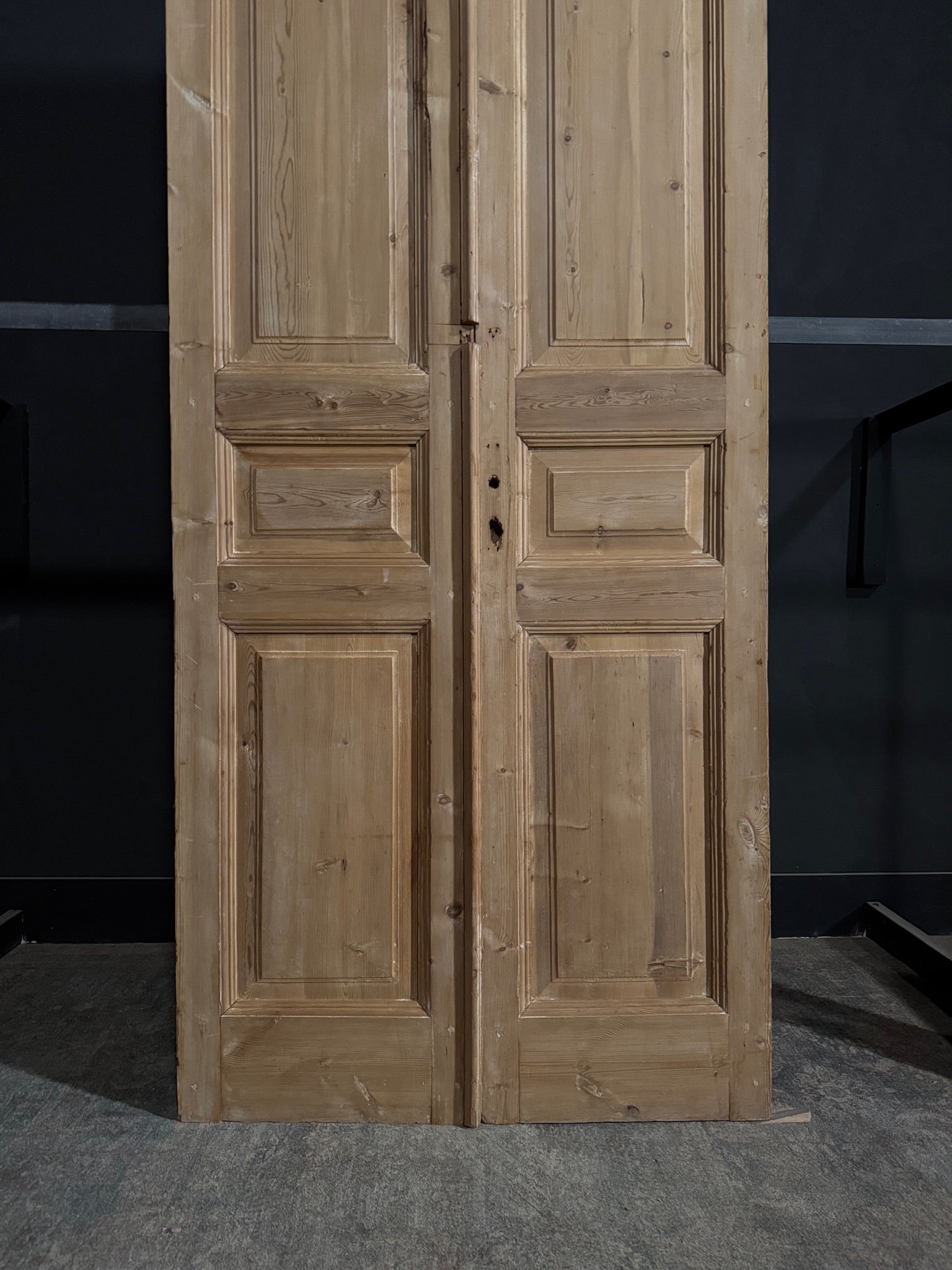 Antique Solid Double Doors - 43.25x110.5 - N325
