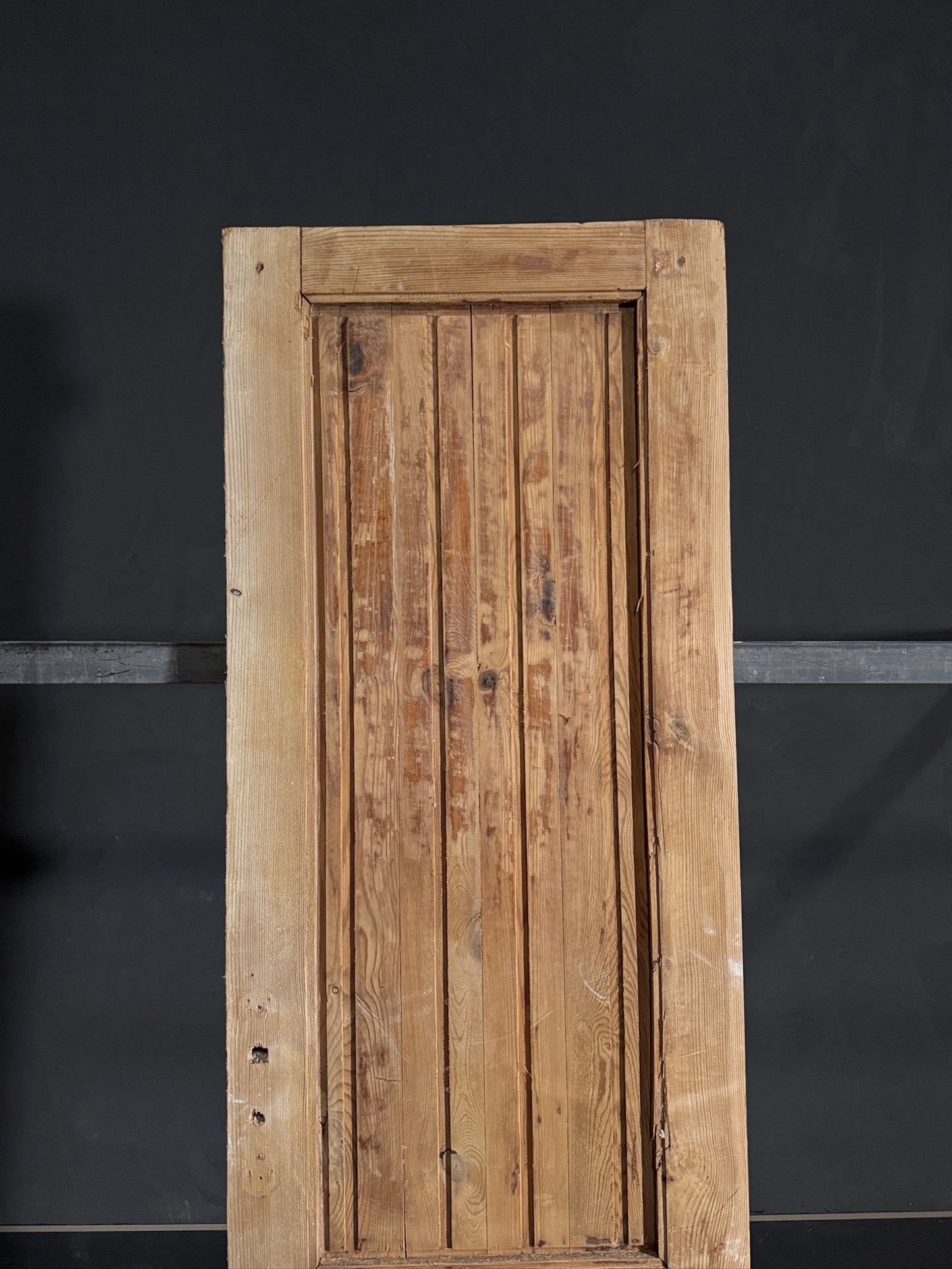 Antique Fluted Single Door - 24.25x80 - N455
