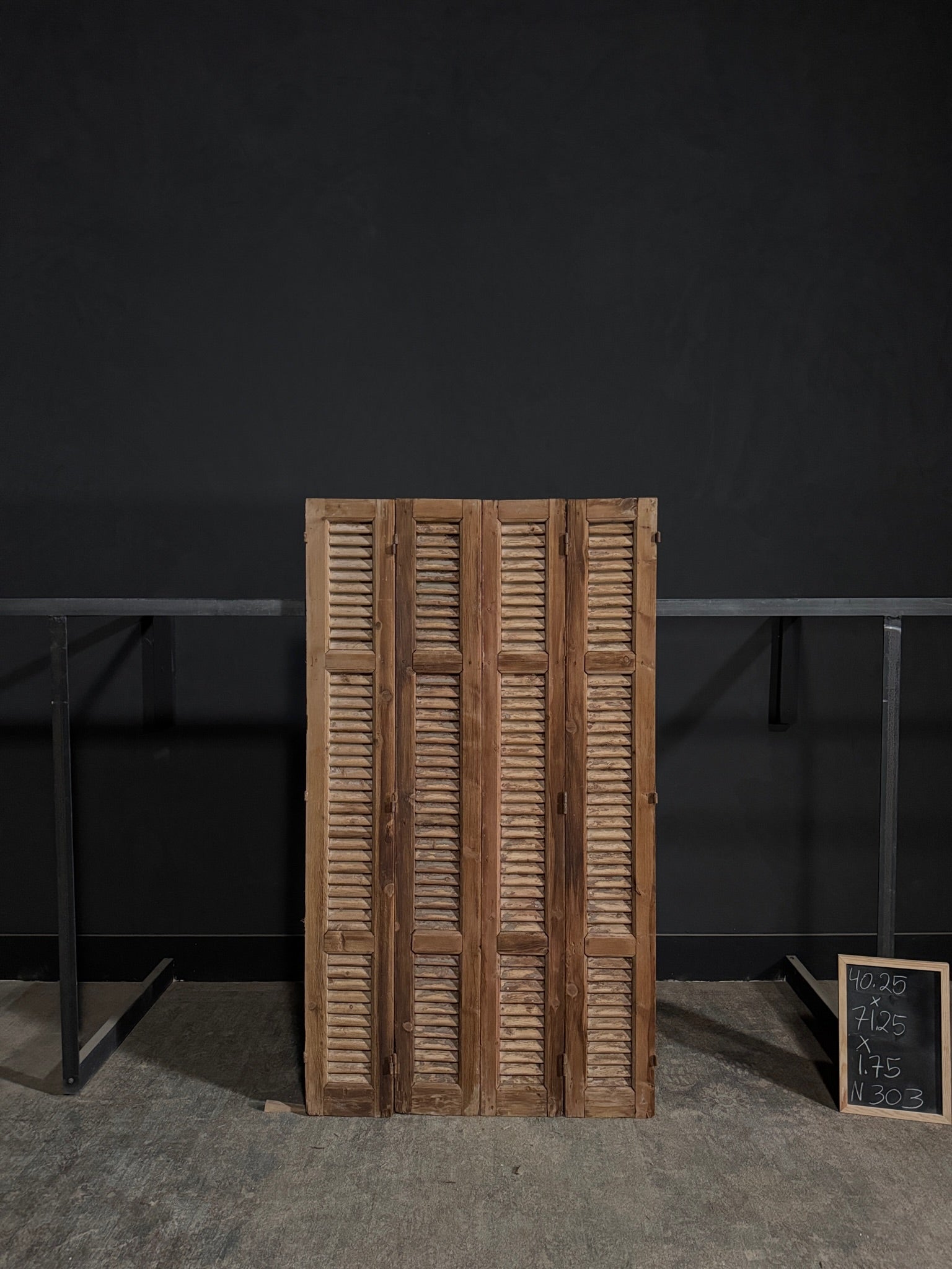 Antique Louvered Bi-Fold Doors - 40.25x71.25 - N303