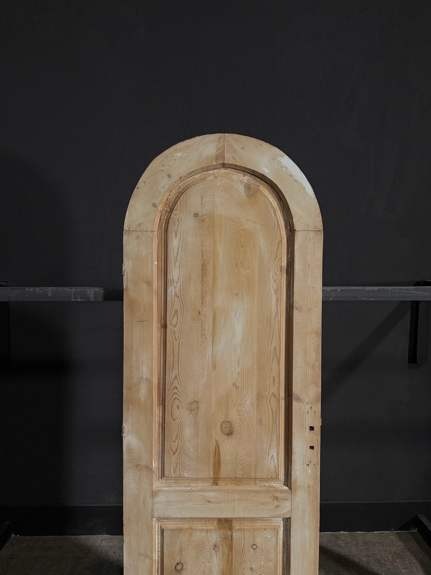 Antique Arched Solid Single Door - 28.75x81.75 - N47