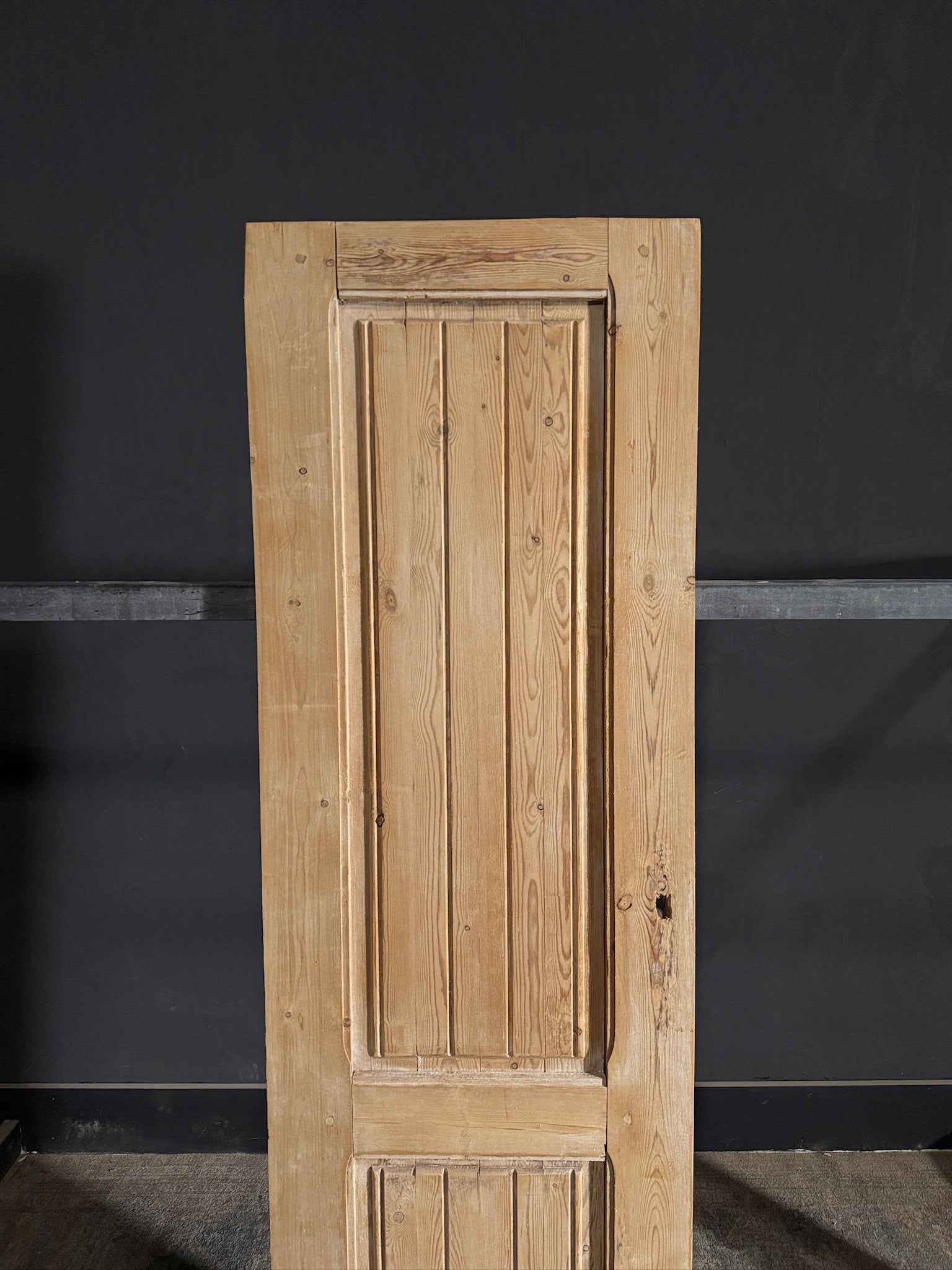 Antique Fluted Single Door - 23.25x78.5 - N454