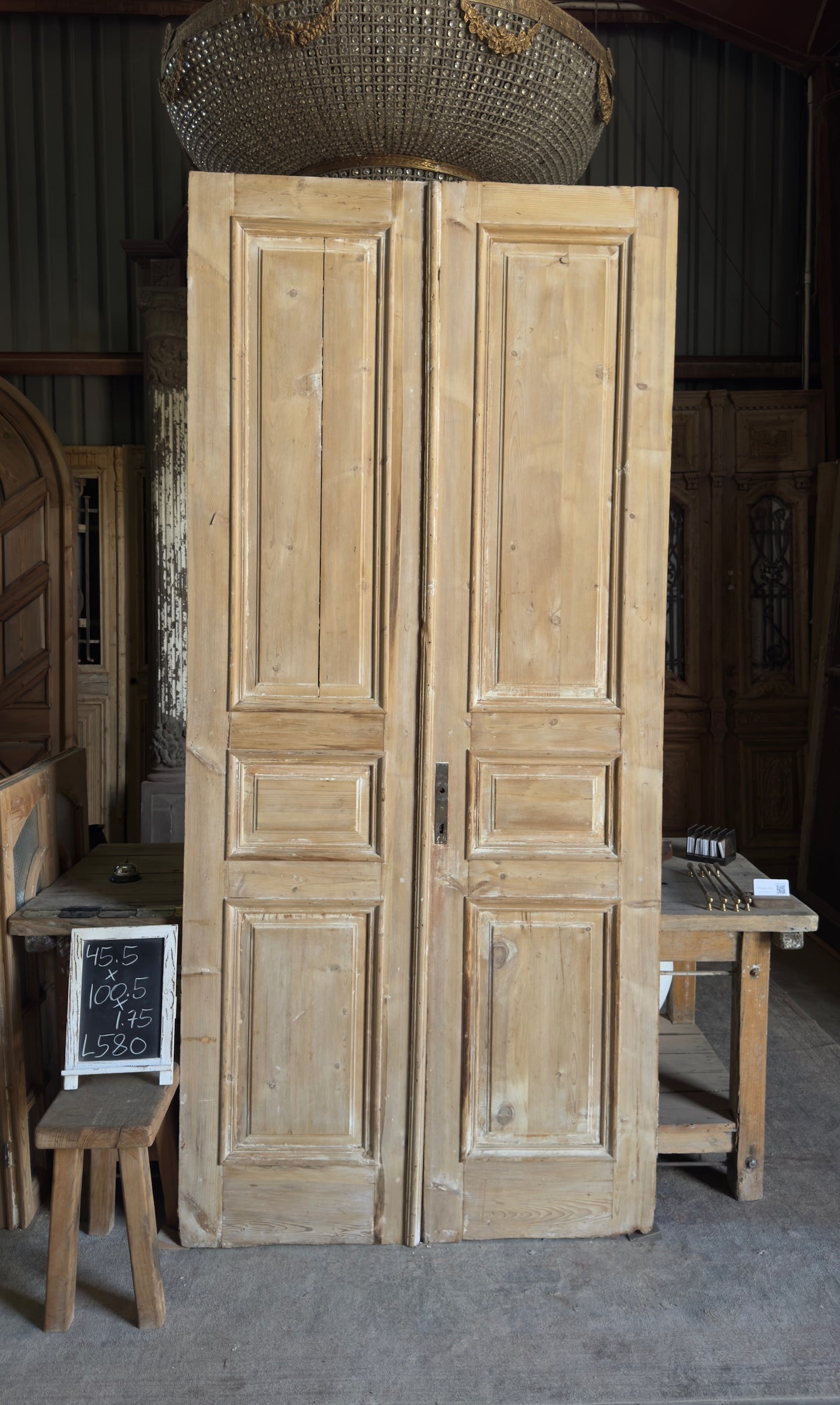 Antique Iron 6 Panel Double Doors - 45.5x102.5 - L520