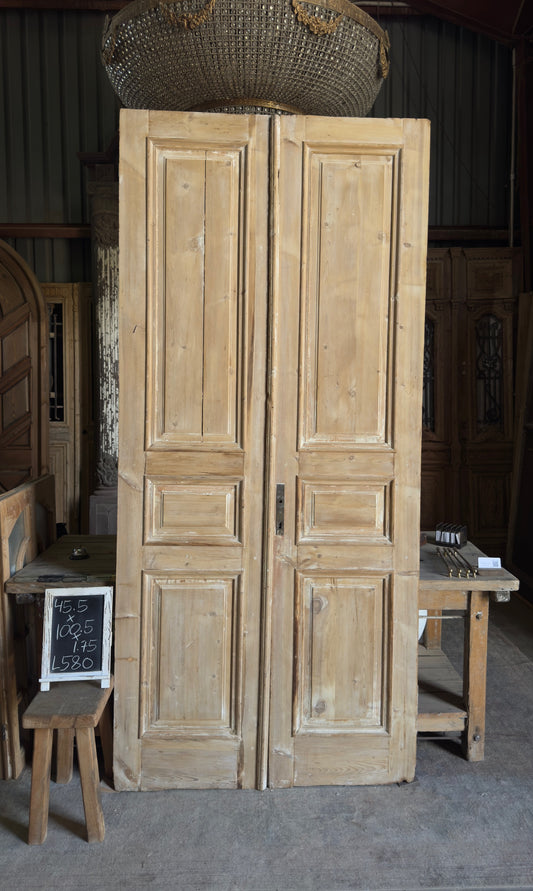 Antique Iron 6 Panel Double Doors - 45.5x102.5 - L520