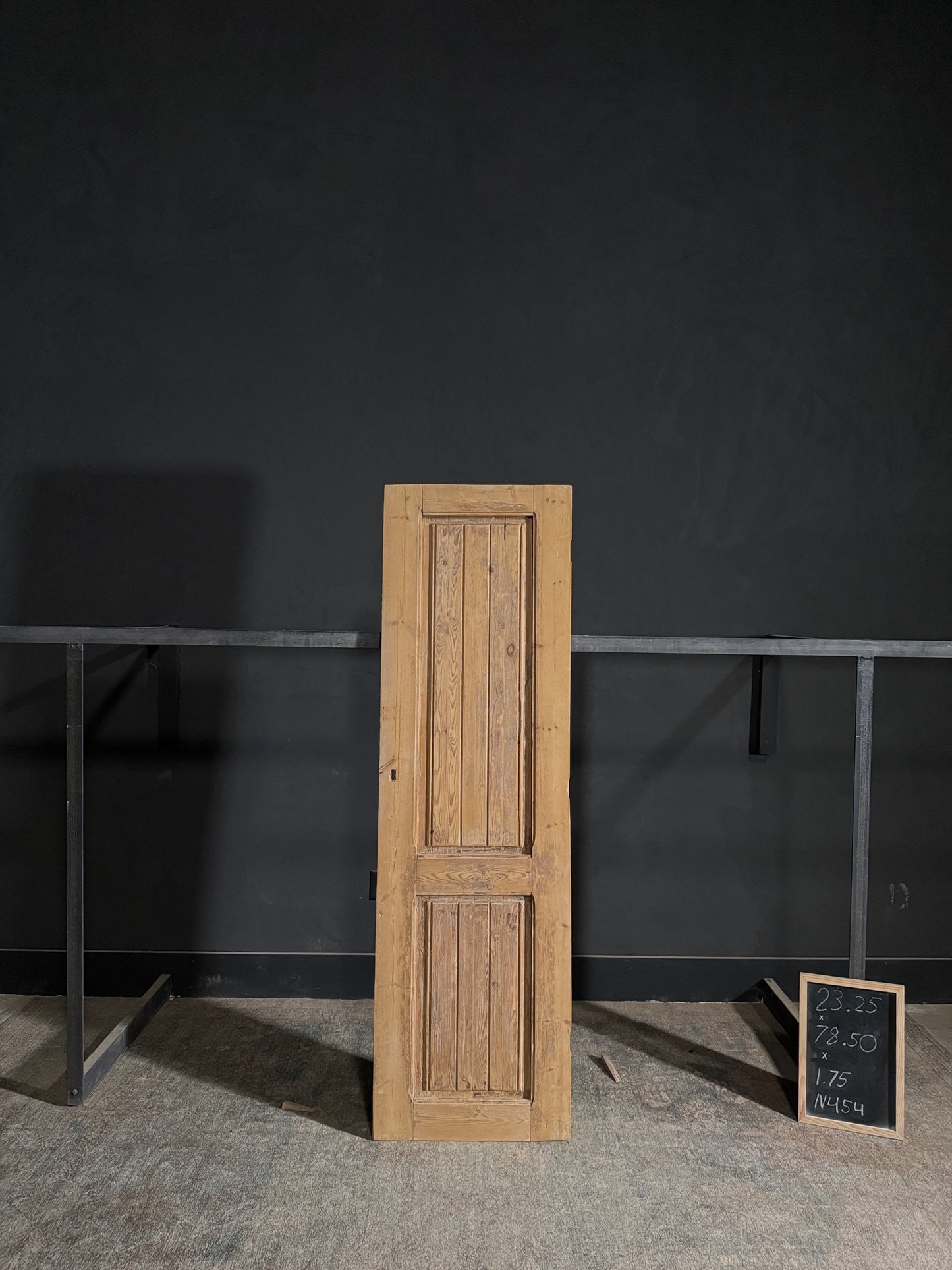 Antique Fluted Single Door - 23.25x78.5 - N454