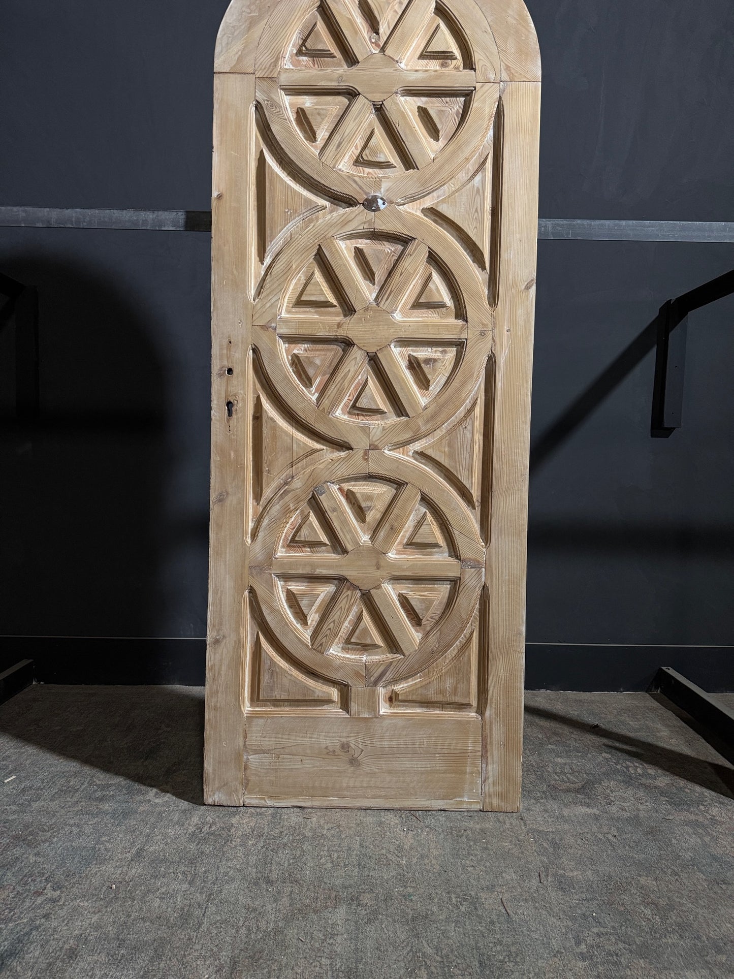 Antique Carved 3 Panel Arched Single Door - 32x88.5 - N257
