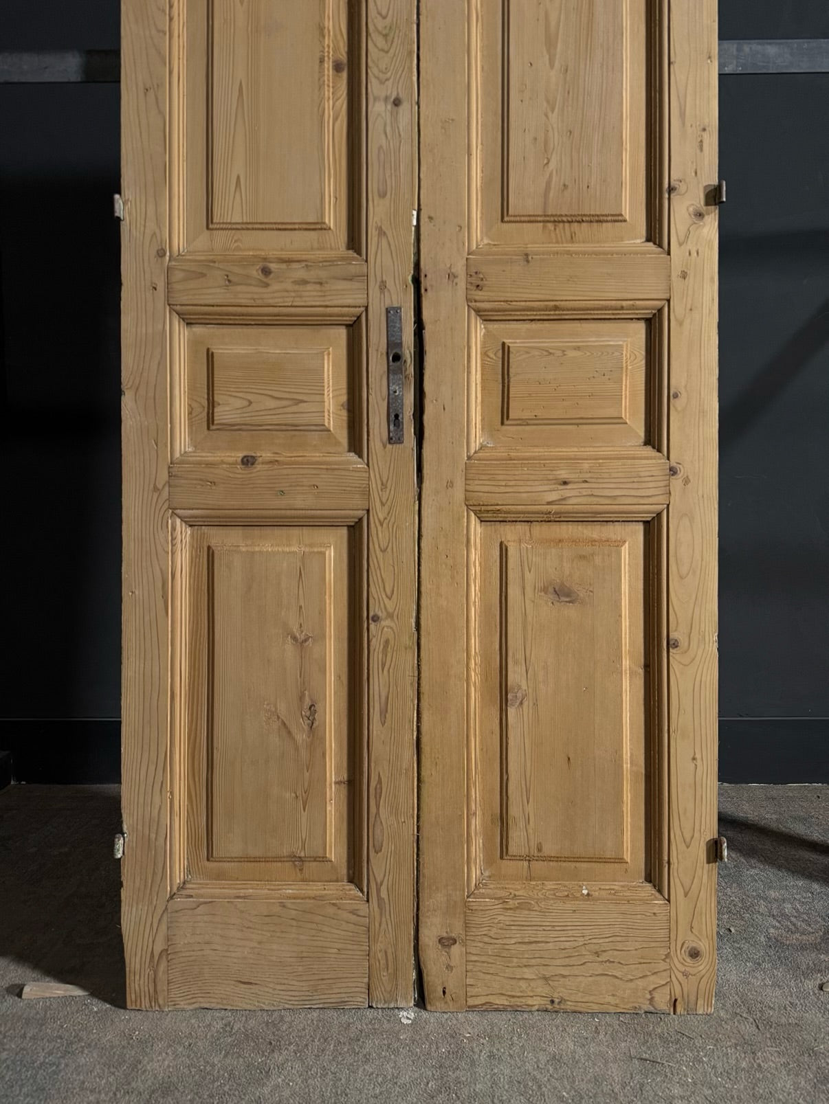Antique 4 Panel Solid Double Doors - 36.25x88.5 - N638