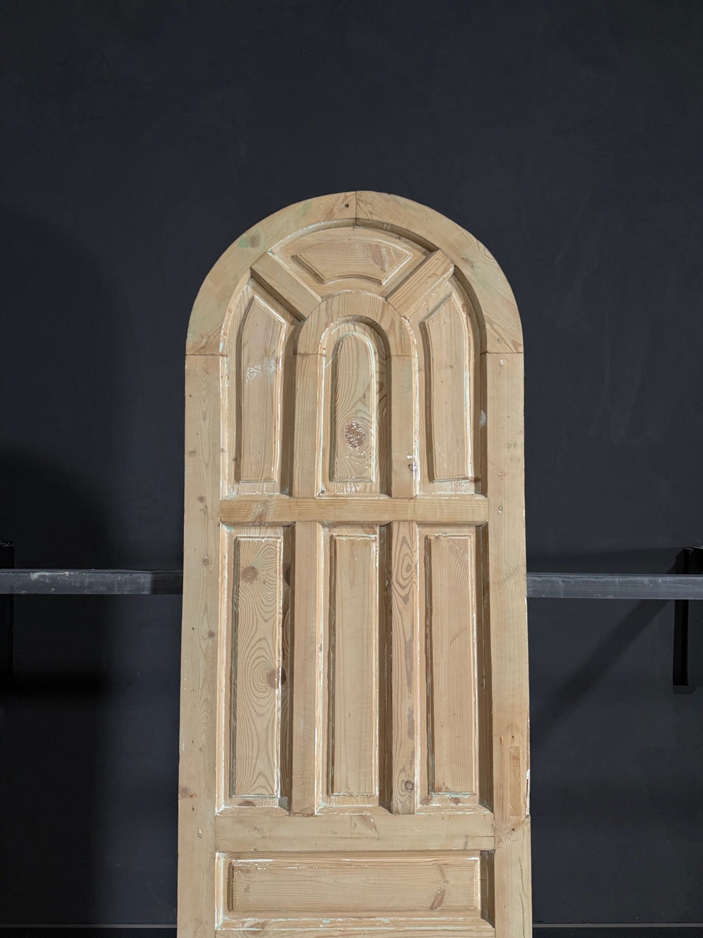 Antique Arched Solid Single Door - 30.25x94 - N125