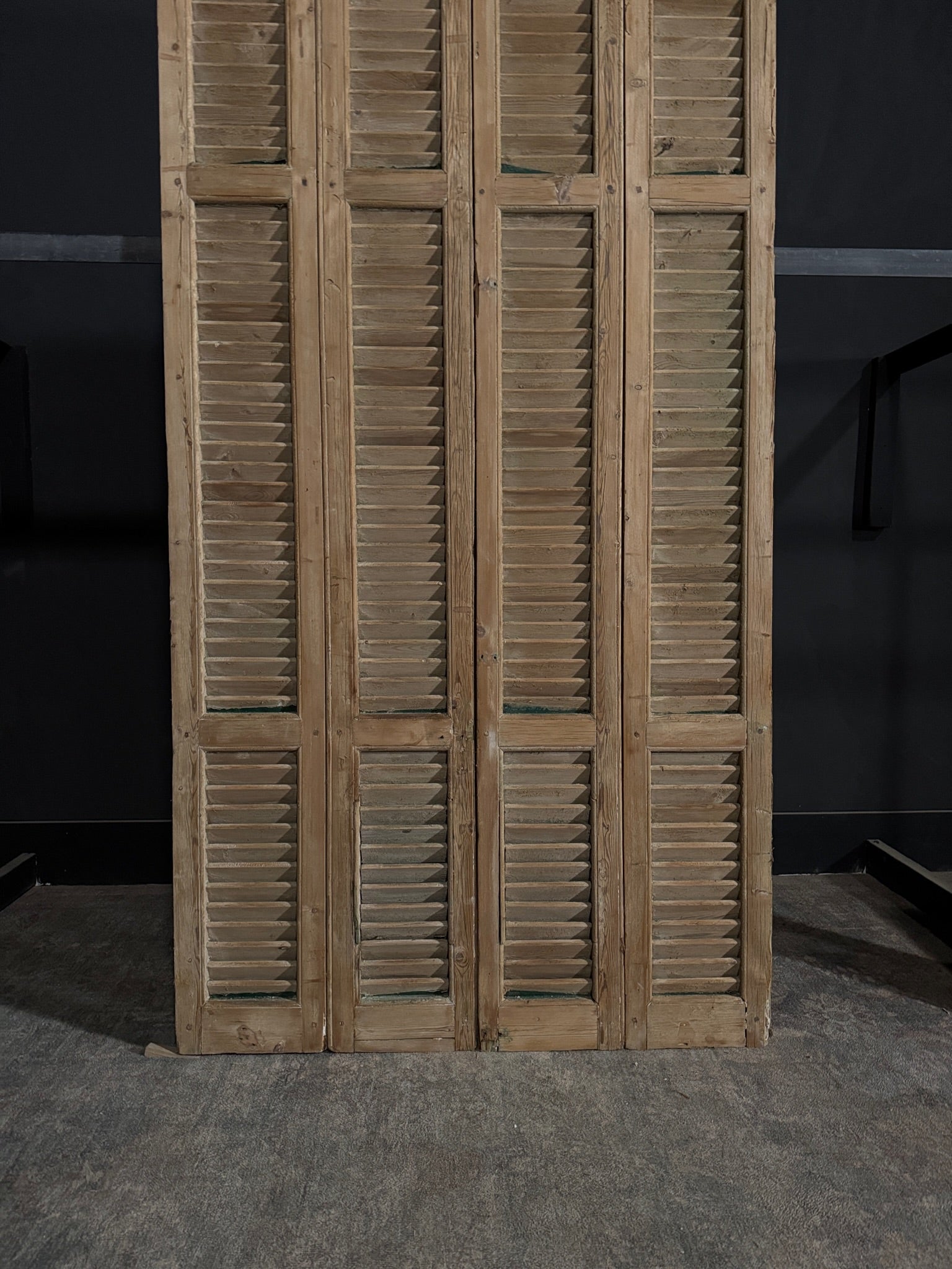 Antique Louvered Bi-Fold Doors - 44x85.5 - N306