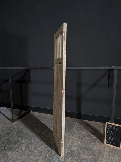 Antique Fluted Single Door - 28.25x85 - N77
