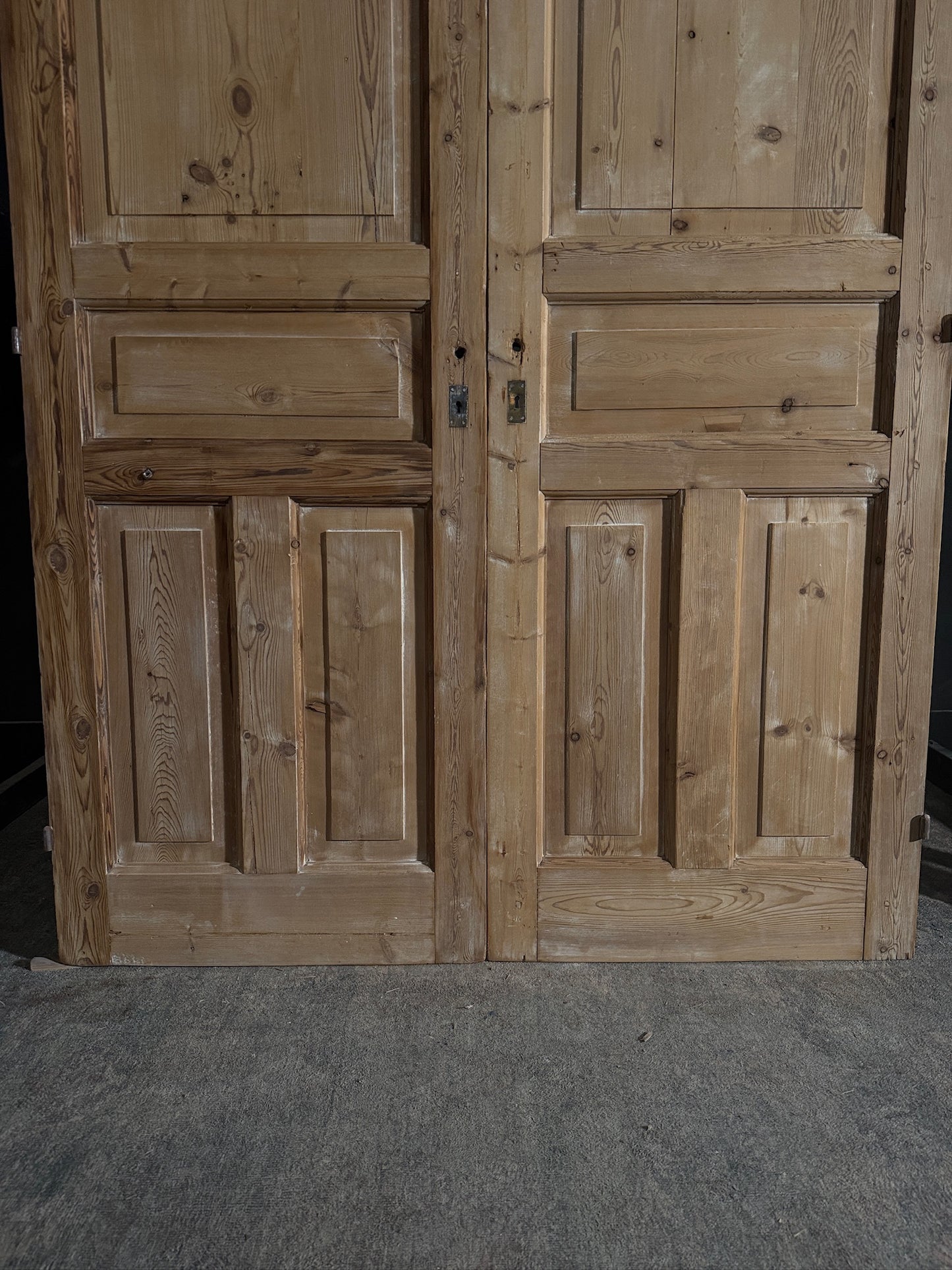 Antique 4 Panel Solid Double Doors - 60x80 - N499