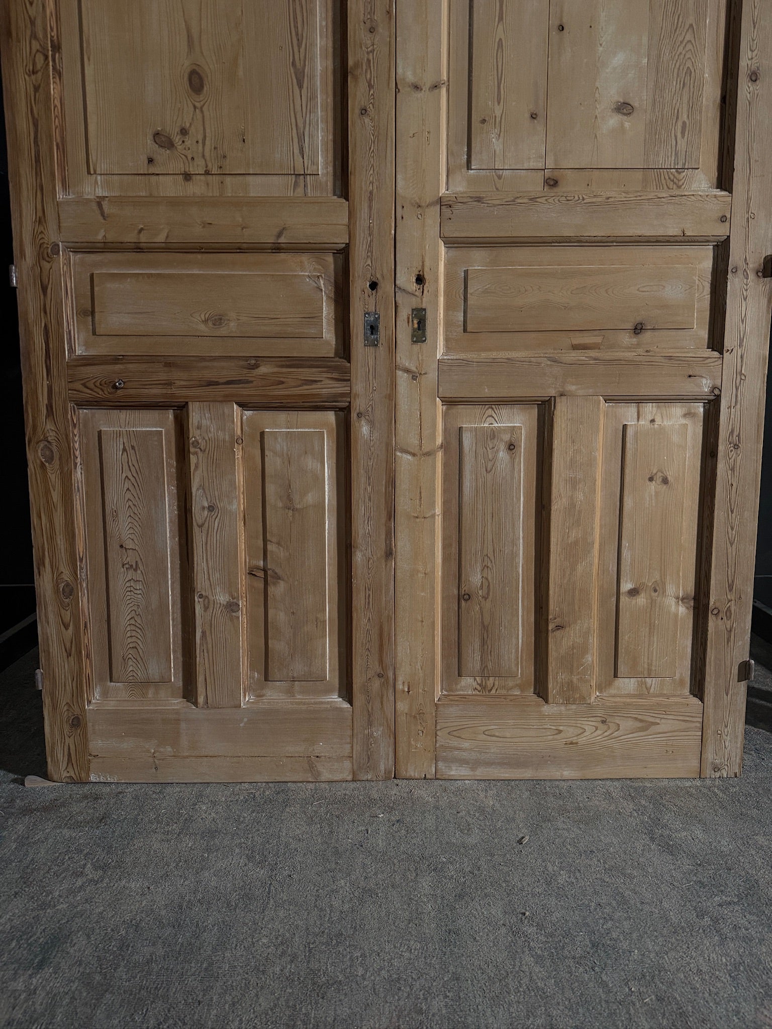 Antique 4 Panel Solid Double Doors - 60x80 - N499