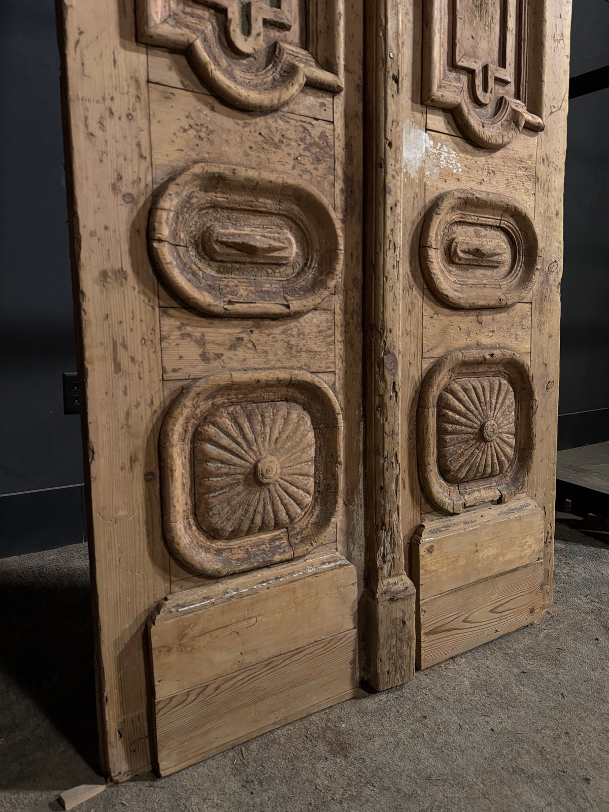 Antique Carved 3 Panel Double Doors - 41.5x90.5 - N707
