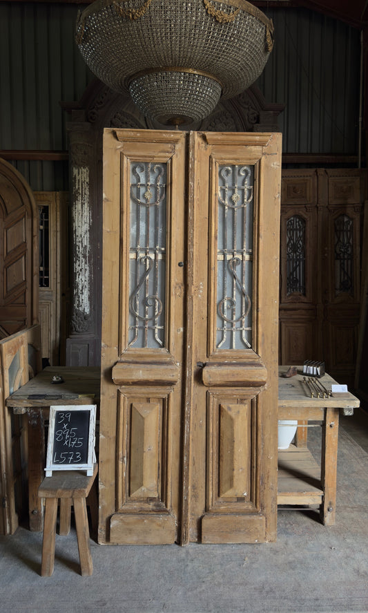 Antique Iron 4 Lite French Doors - 39x89.5 - L573