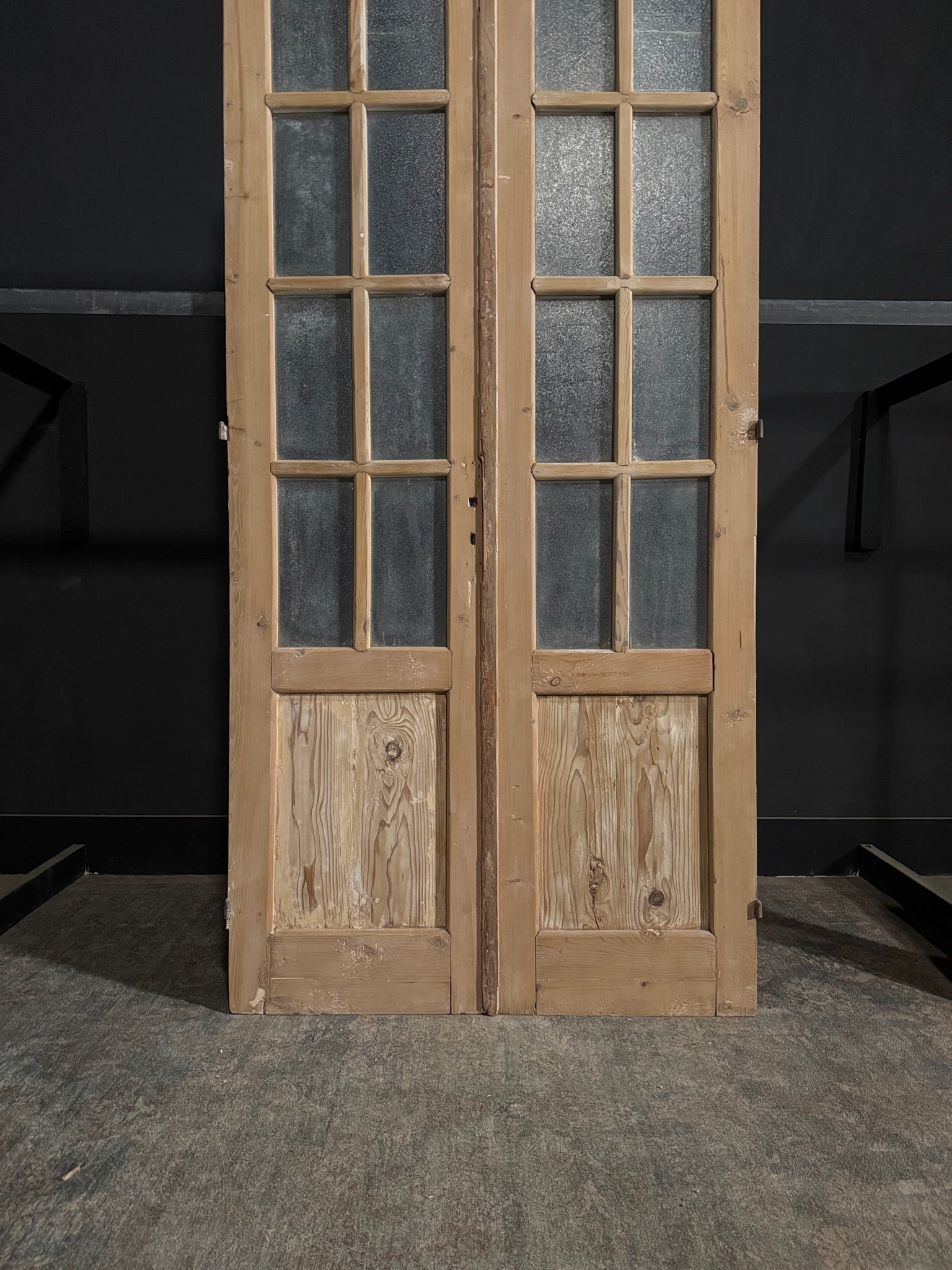 Antique Arched Solid Double Doors - 43.25x93.5 - N283