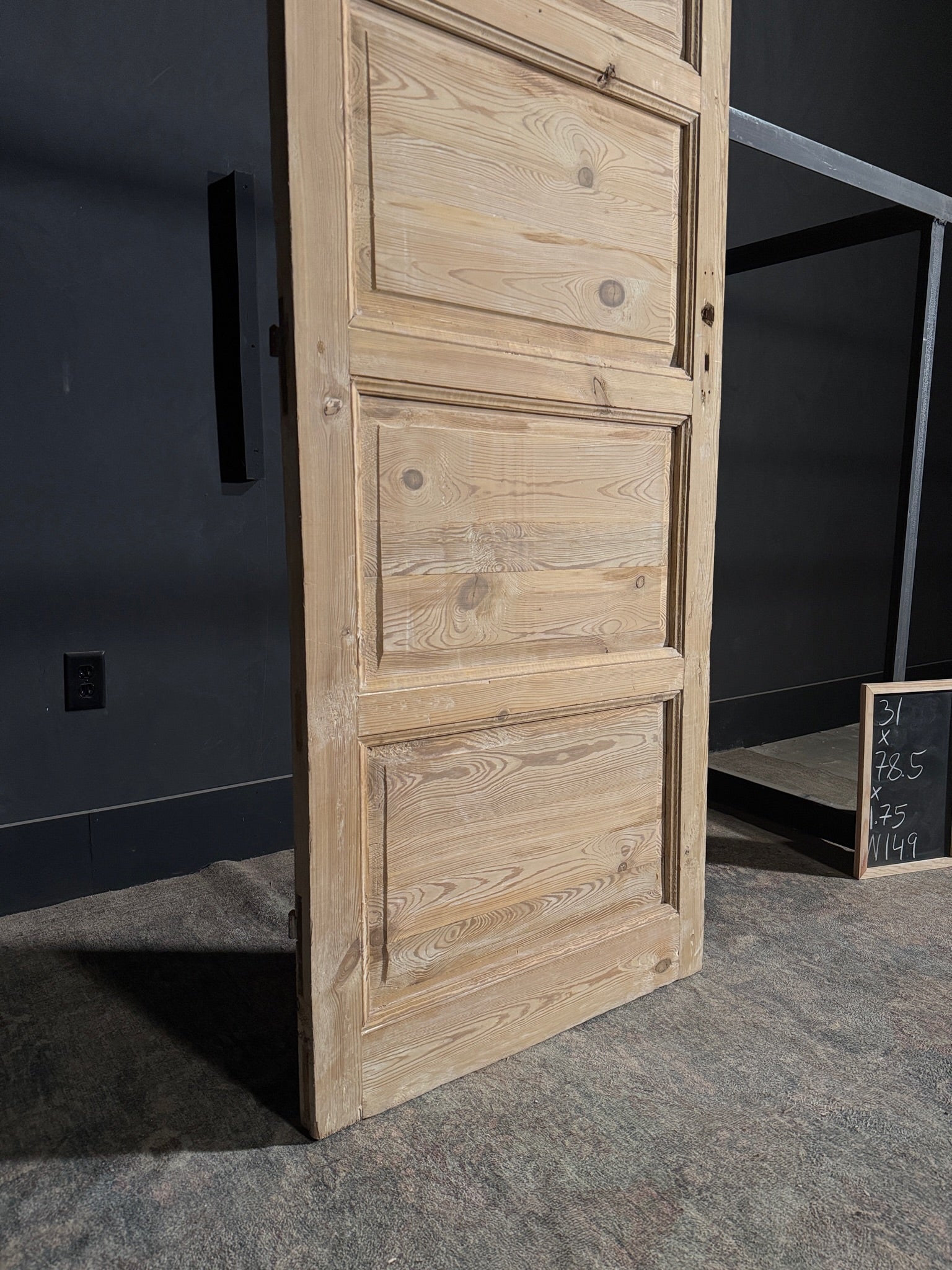 Antique 4 Panel Solid Single Door - 31x78.5 - N149