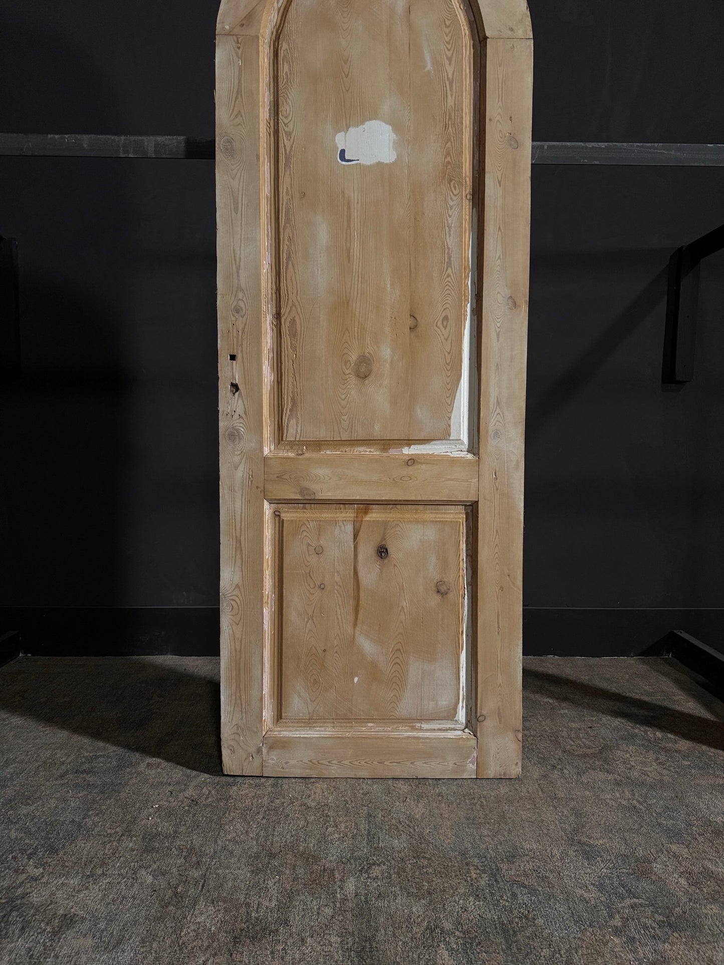 Antique Arched Solid Single Door - 28.75x81.75 - N47