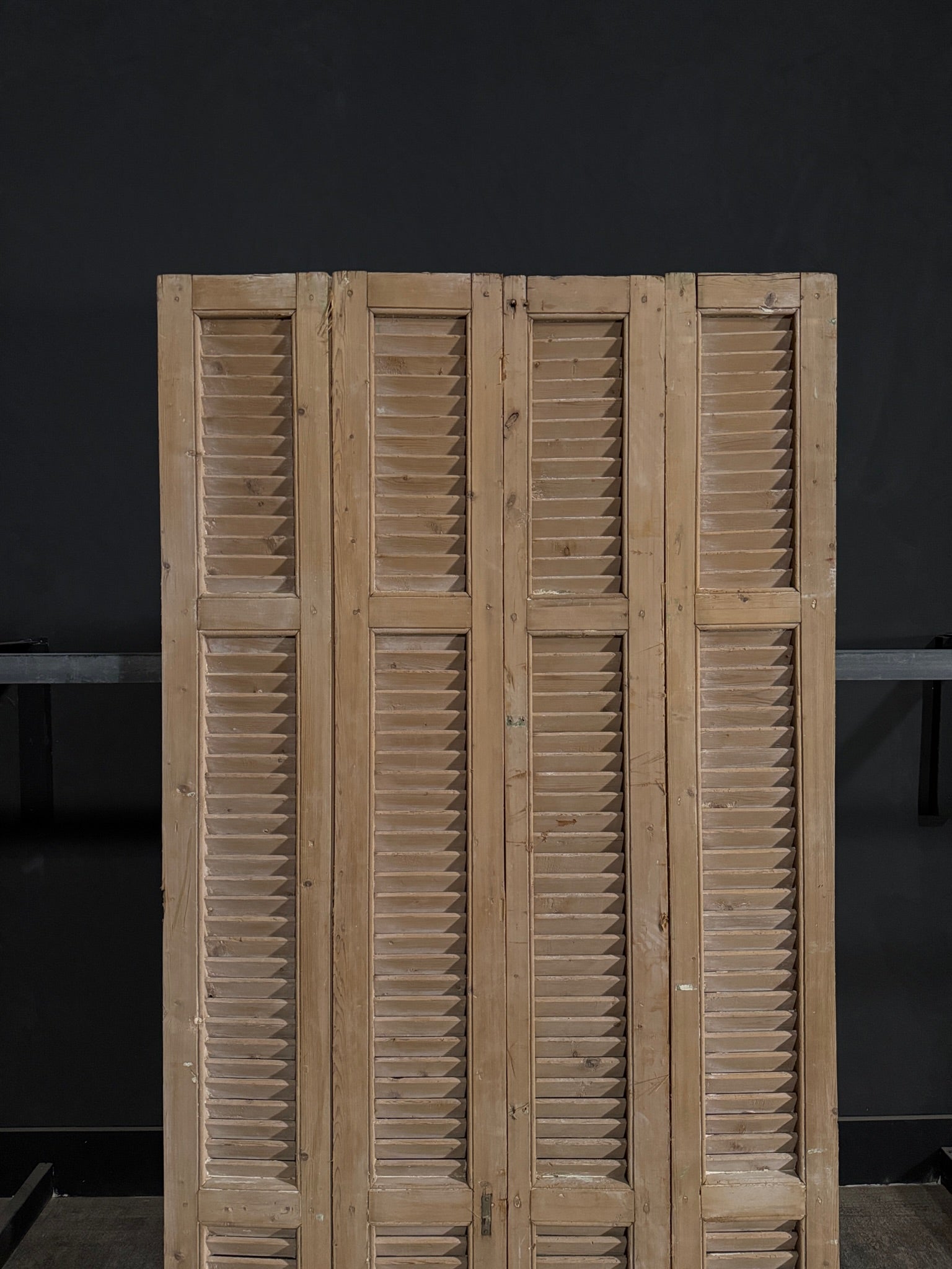 Antique Louvered Bi-Fold Doors - 45x85 - N307
