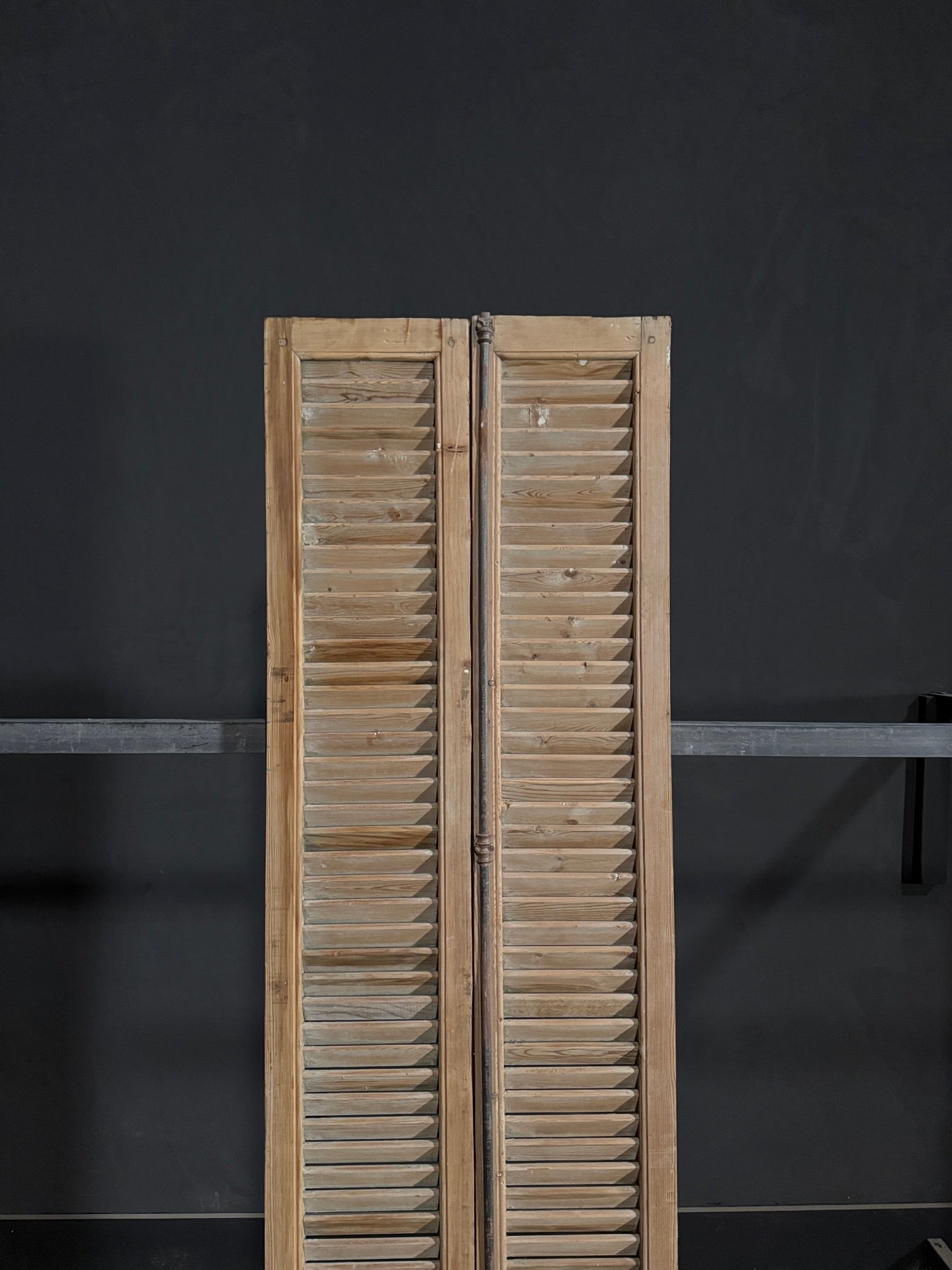 Antique Louvered Double Doors - 25x85 - N292