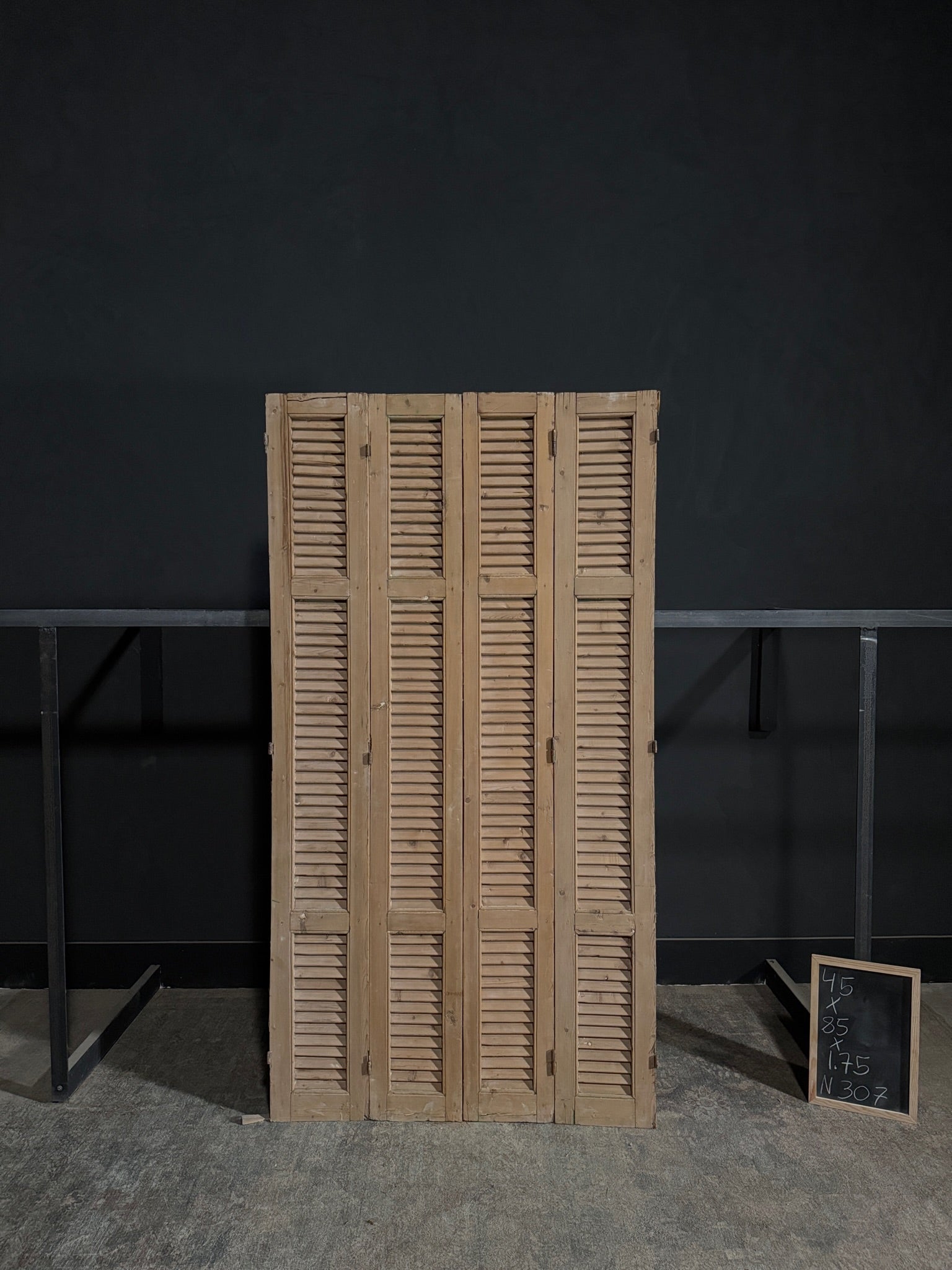 Antique Louvered Bi-Fold Doors - 45x85 - N307