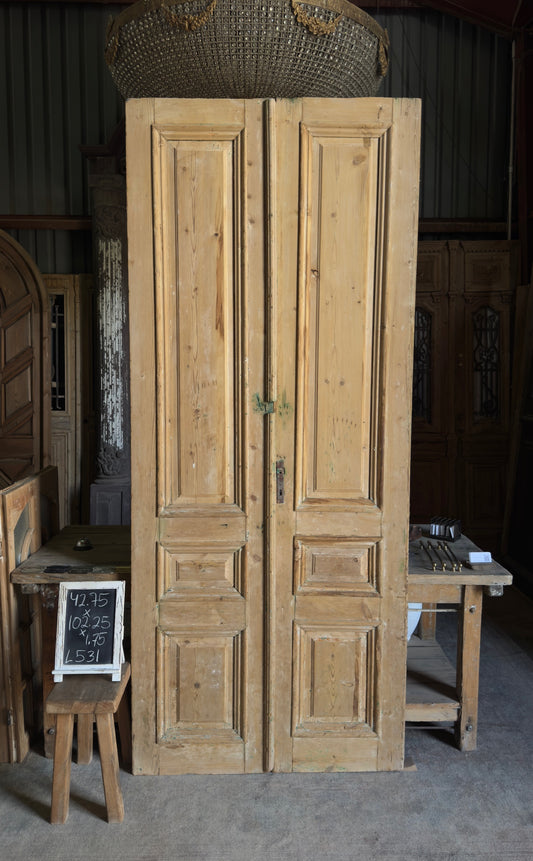 Antique Iron 6 Panel Double Doors - 42.75x102.25 - L531