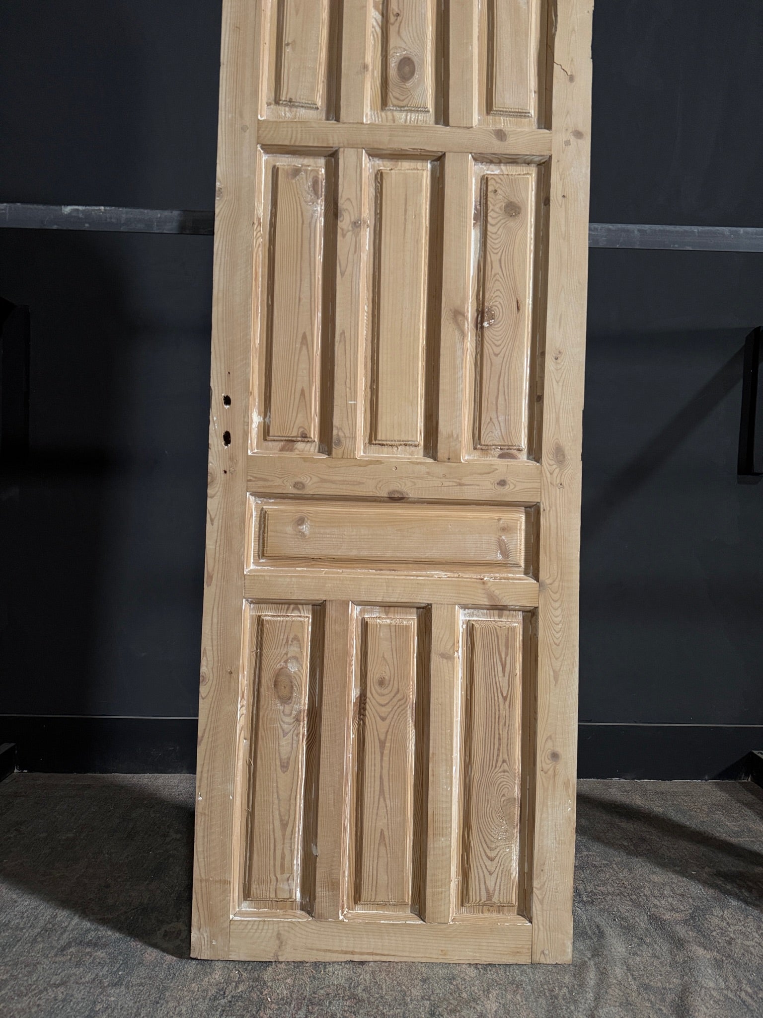 Antique Arched Solid Single Door - 30.25x94 - N125