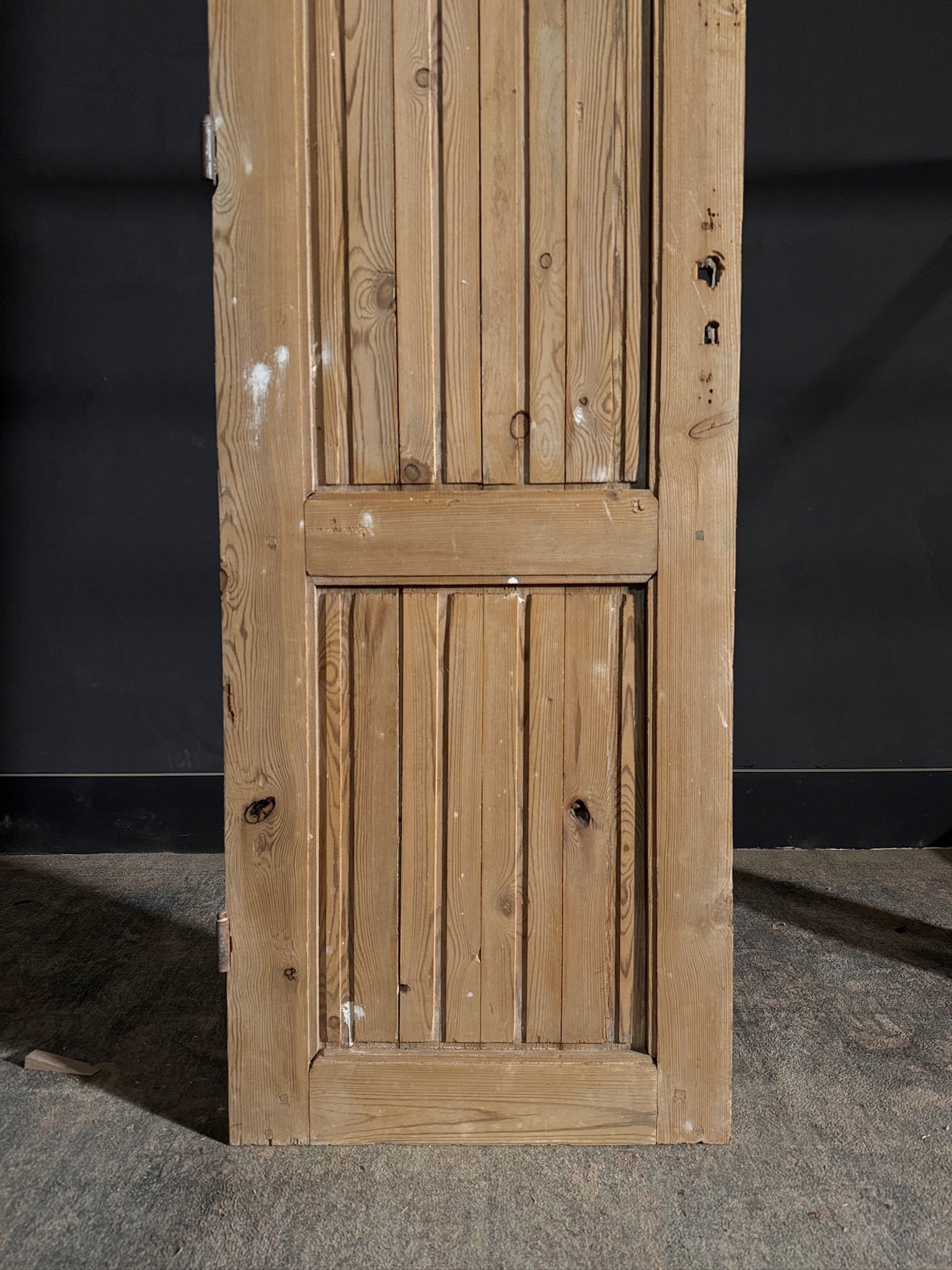 Antique Fluted 2 Panel Single Door - 23.75x79.5 - N457