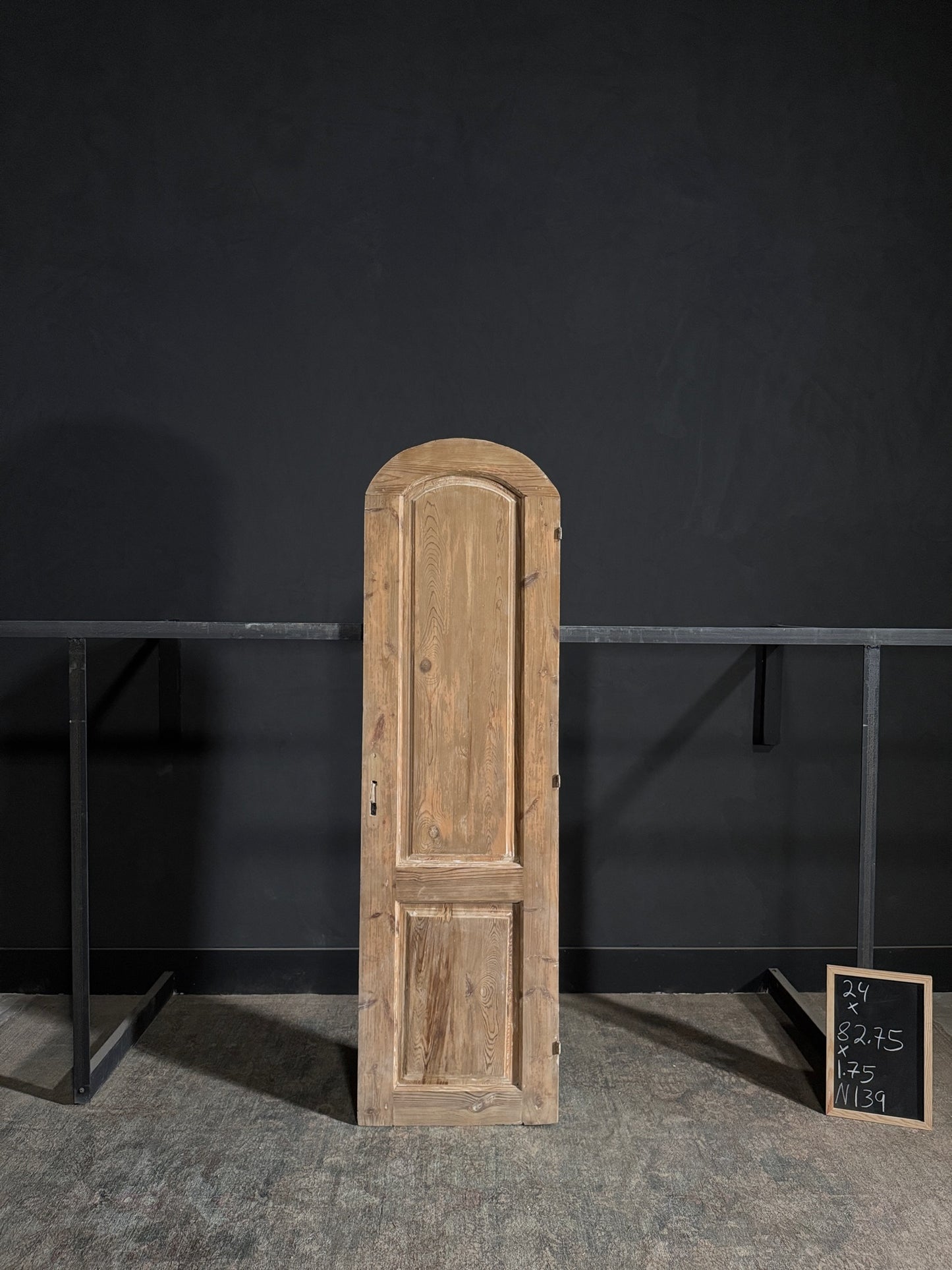 Antique Arched Solid Single Door - 24x82.75 - N139