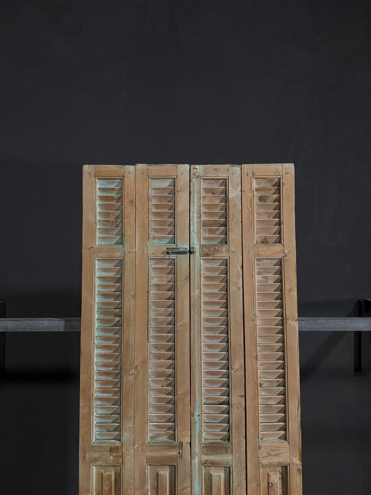 Antique Louvered 3 Panel Bi-Fold Doors - 36x86 - N297