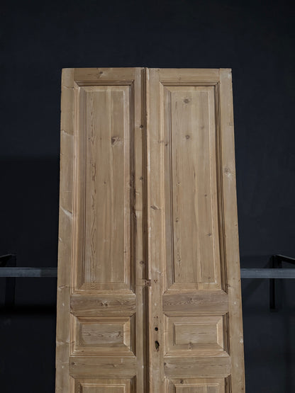 Antique Solid Double Doors - 43.25x110.5 - N325