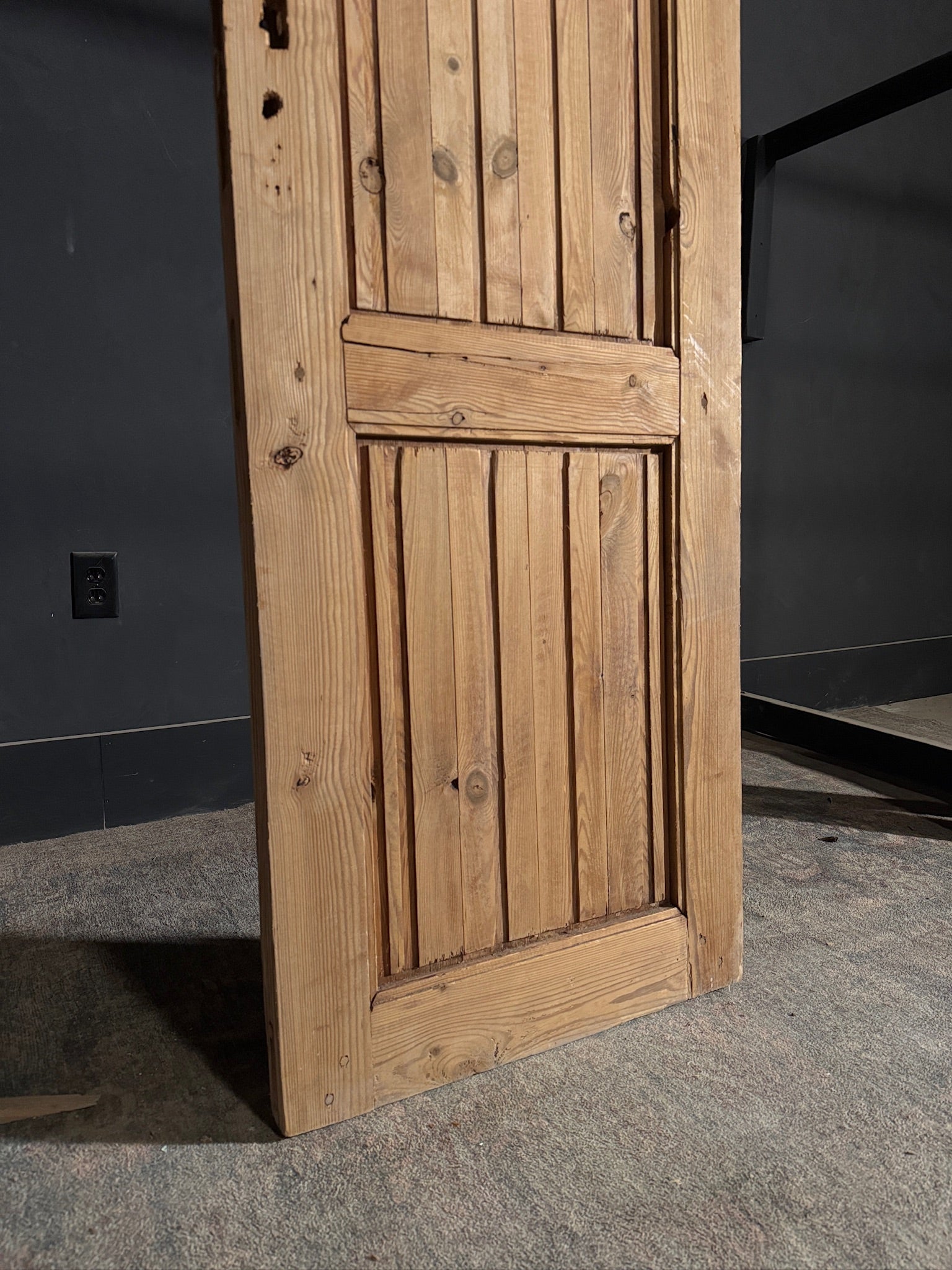 Antique Solid Single Door - 24.25x81.5 - N447
