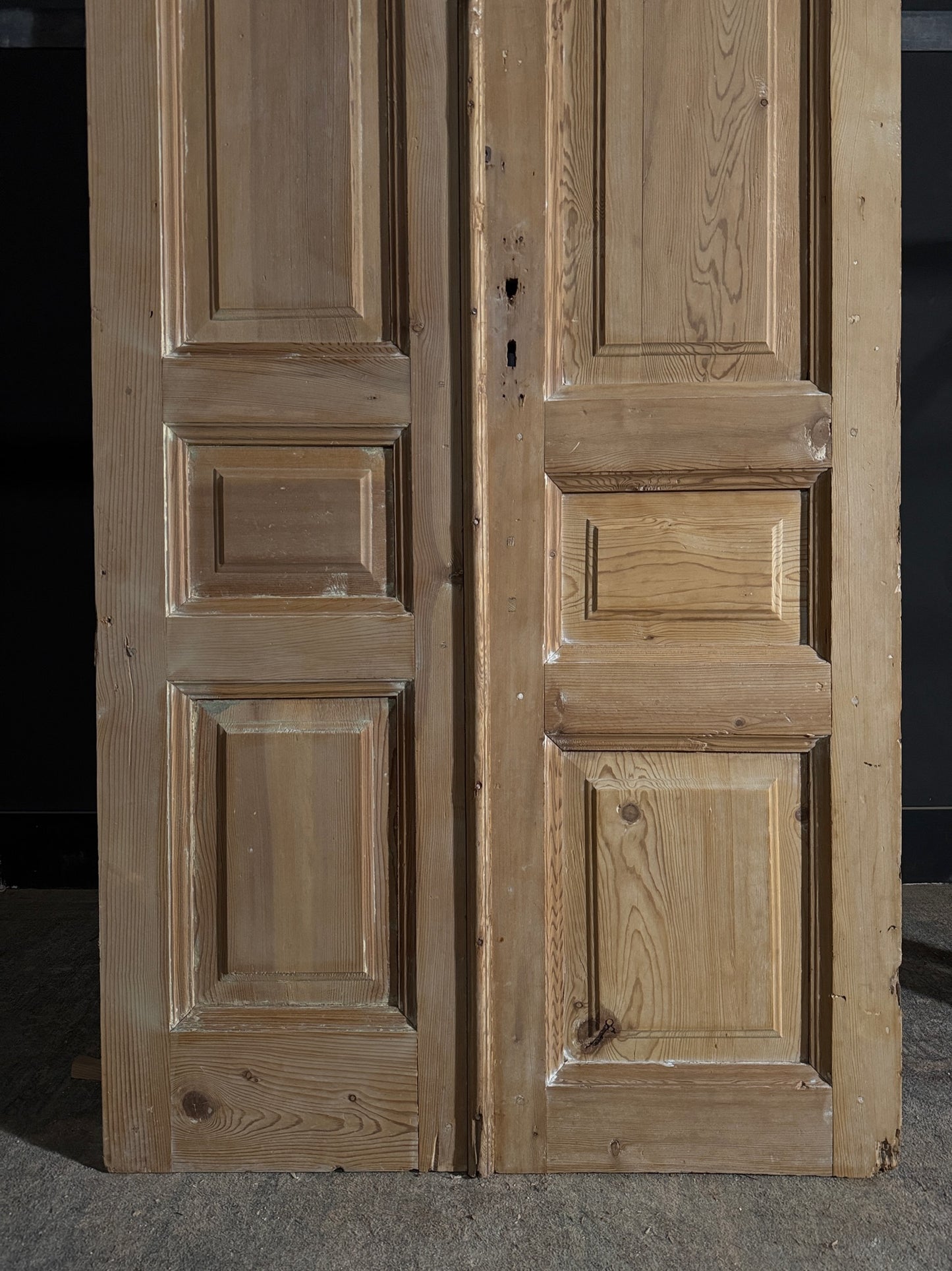 Antique 4 Panel Solid Double Doors - 41x95.5 - N556