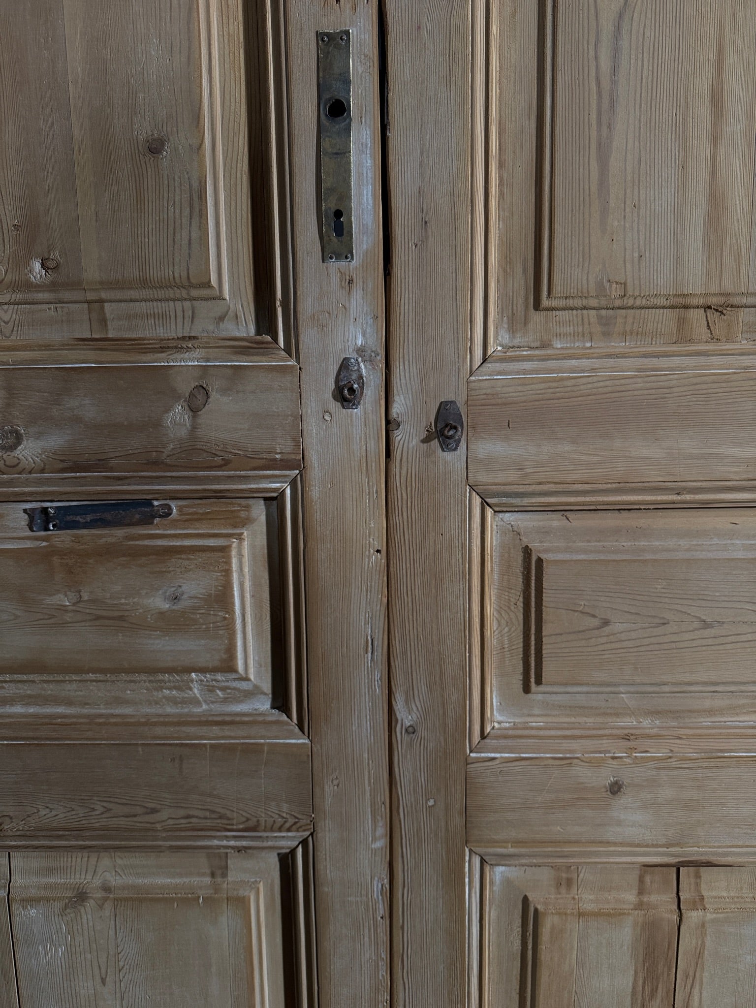 Antique 4 Panel Solid Double Doors - 43.5x102.5 - N530