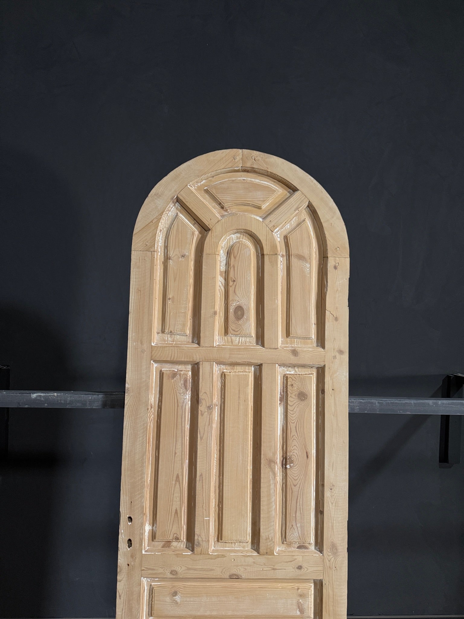 Antique Arched Solid Single Door - 30.25x94 - N125