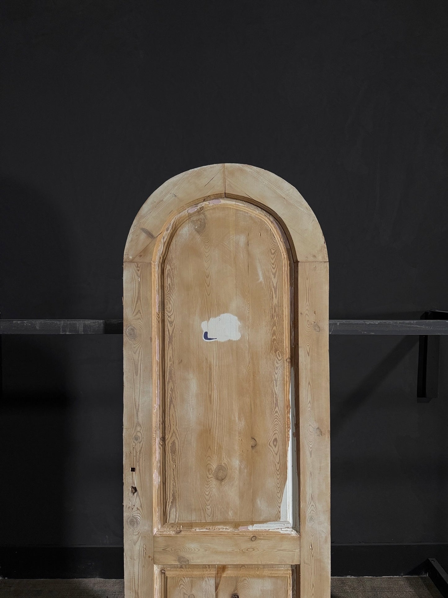 Antique Arched Solid Single Door - 28.75x81.75 - N47