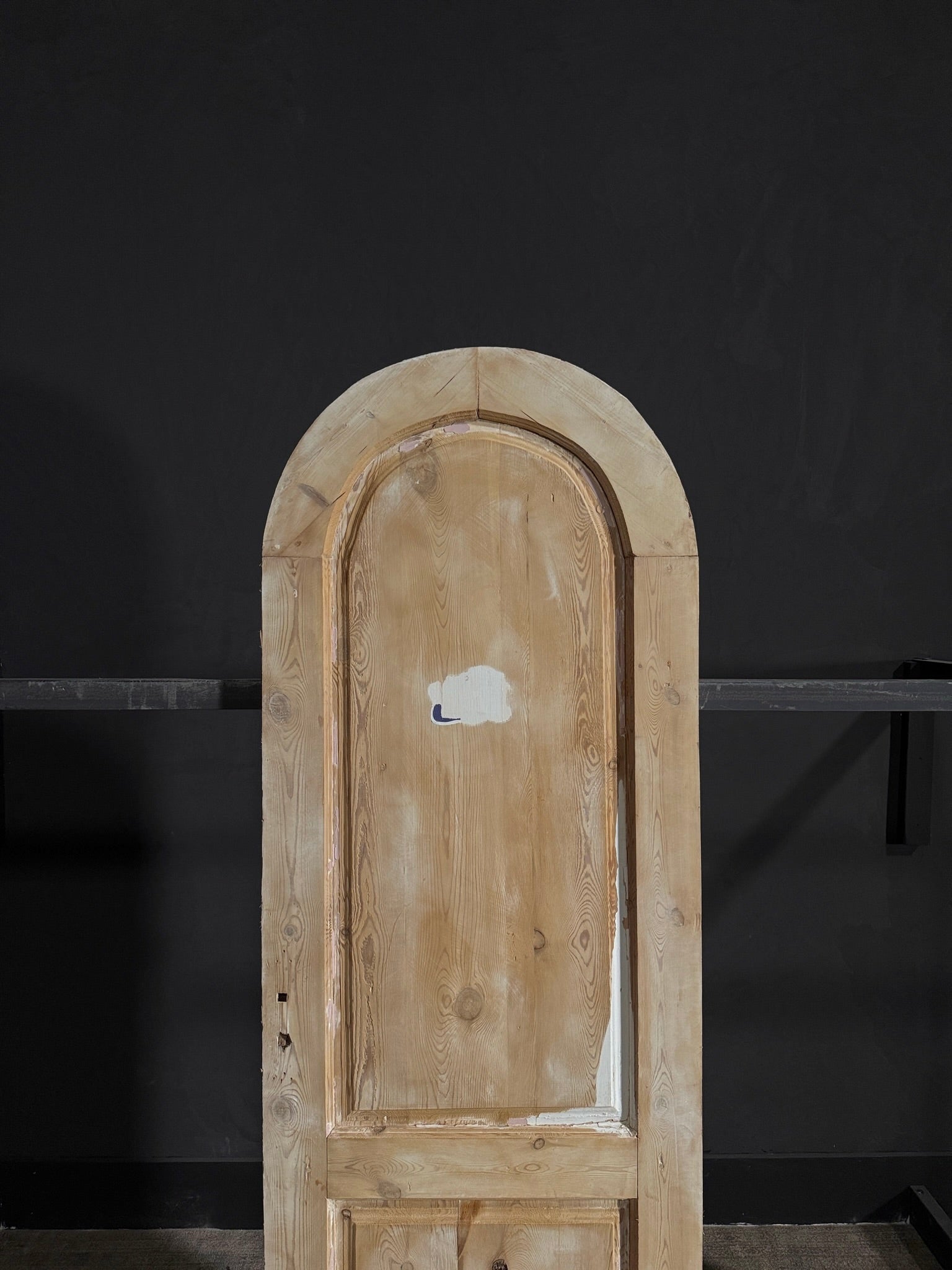 Antique Arched Solid Single Door - 28.75x81.75 - N47