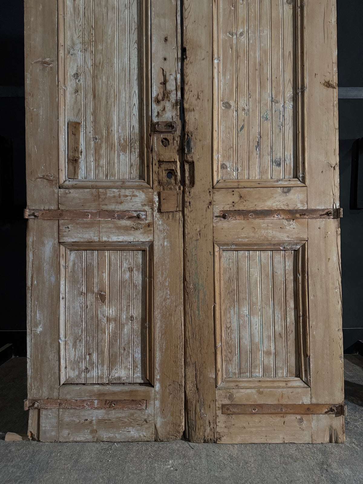 Antique Carved 3 Panel Double Doors - 51.5x104.5 - N544